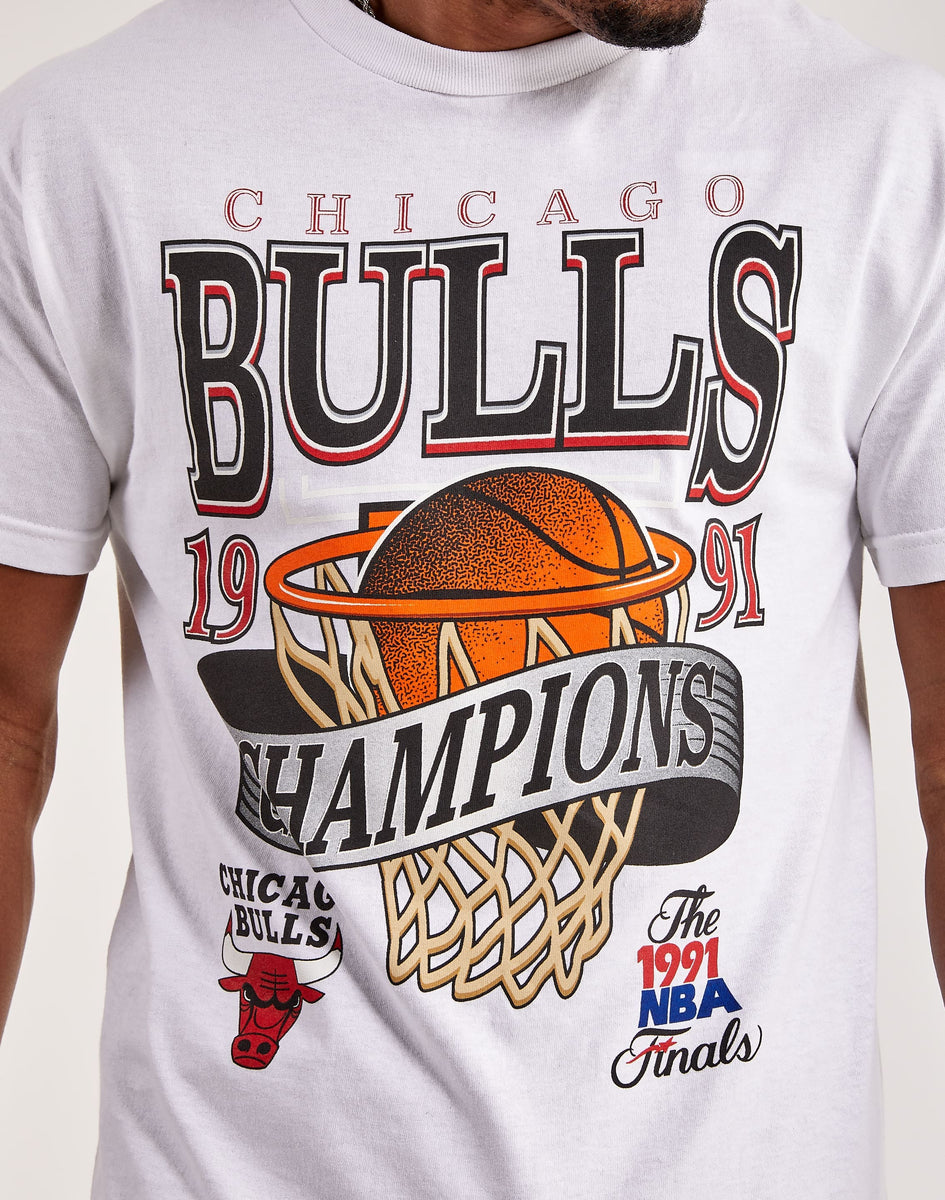 Mitchell & Ness Miami Heat Heritage Tee – DTLR