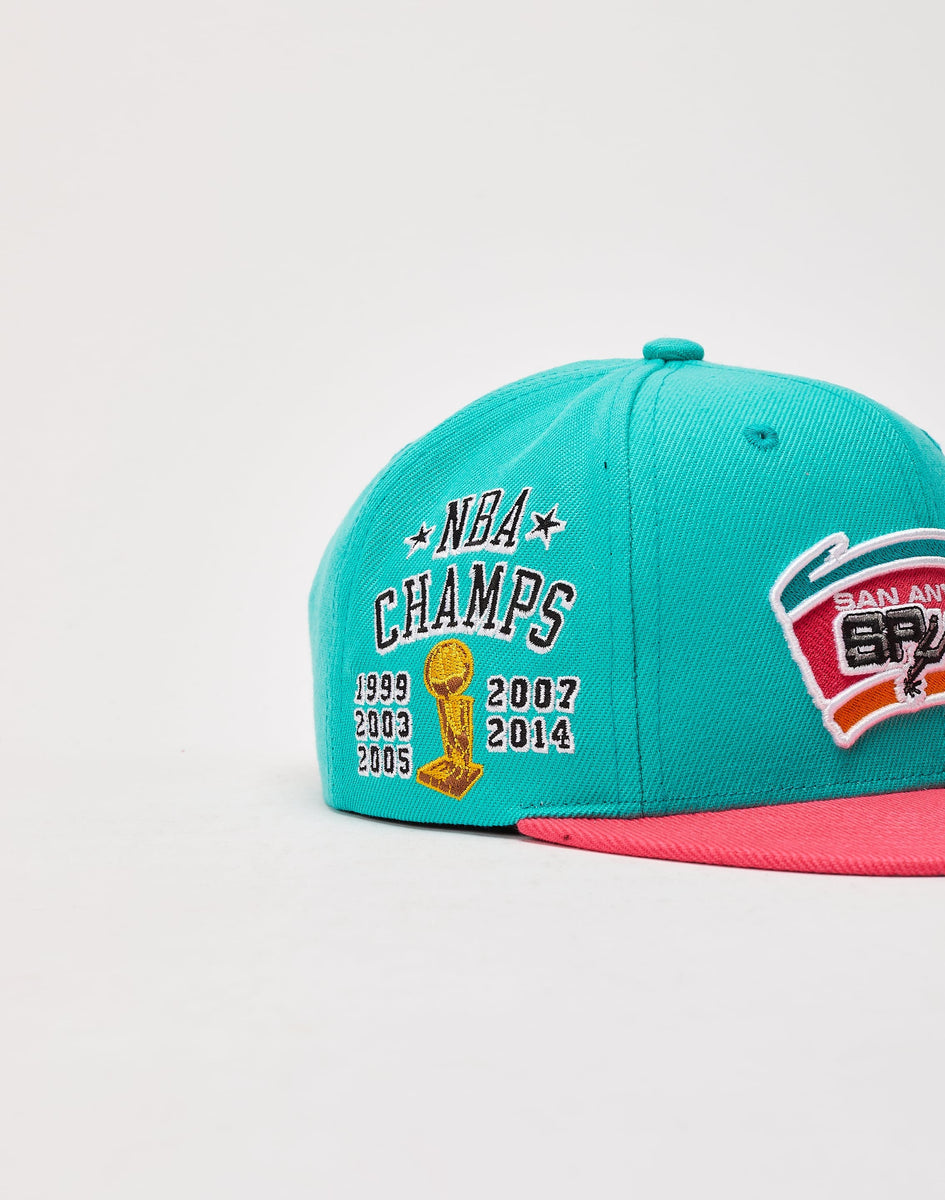 Mitchell & Ness Rear Script Deadstock Spurs Snapback (Black/Teal) –  rockcitykicks - Fayetteville