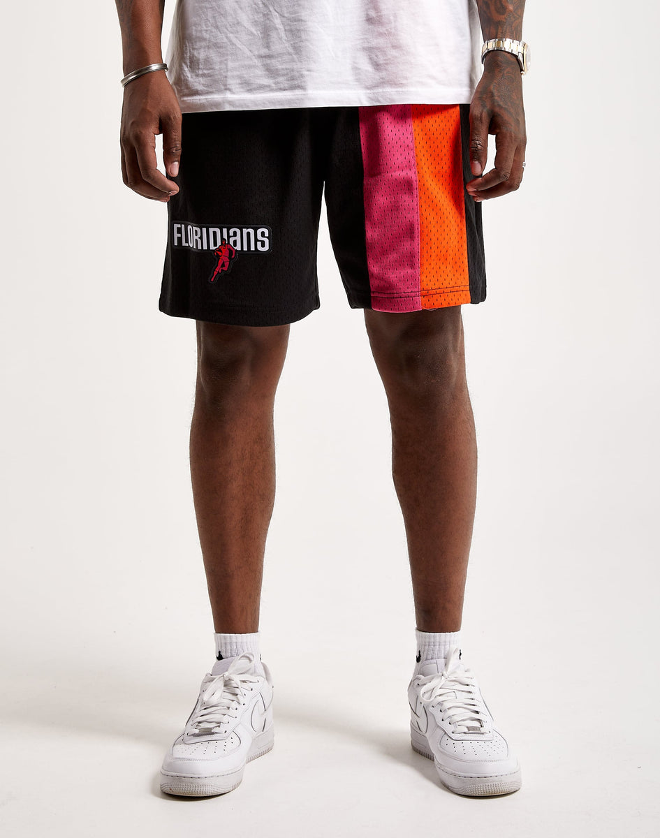 NBA Miami Heat Hardwood Classic 2005-2006 Mitchell & Ness Mens Black  Swingman Shorts – Stephen Sports