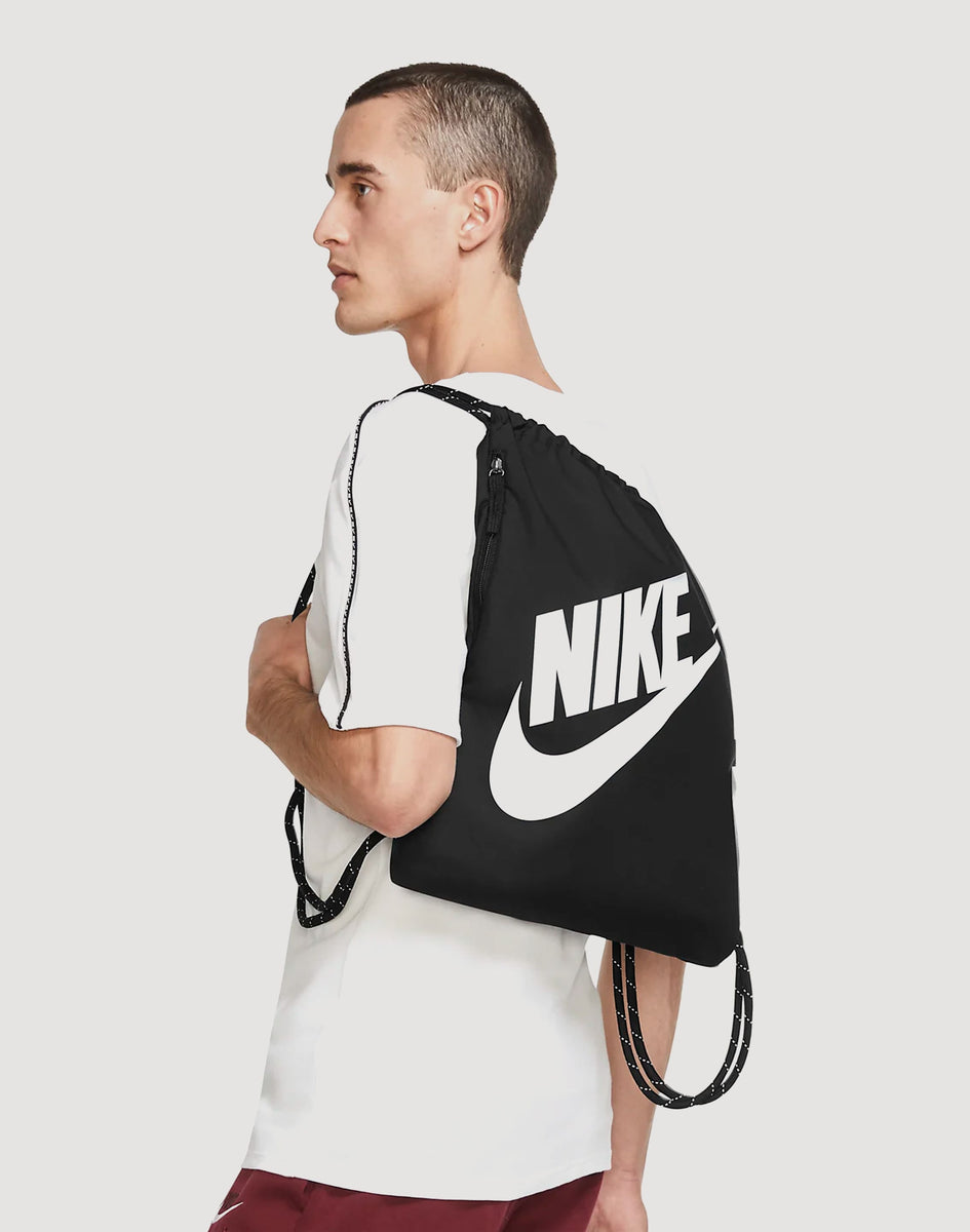 Nike GYM TOTE BAG – DTLR