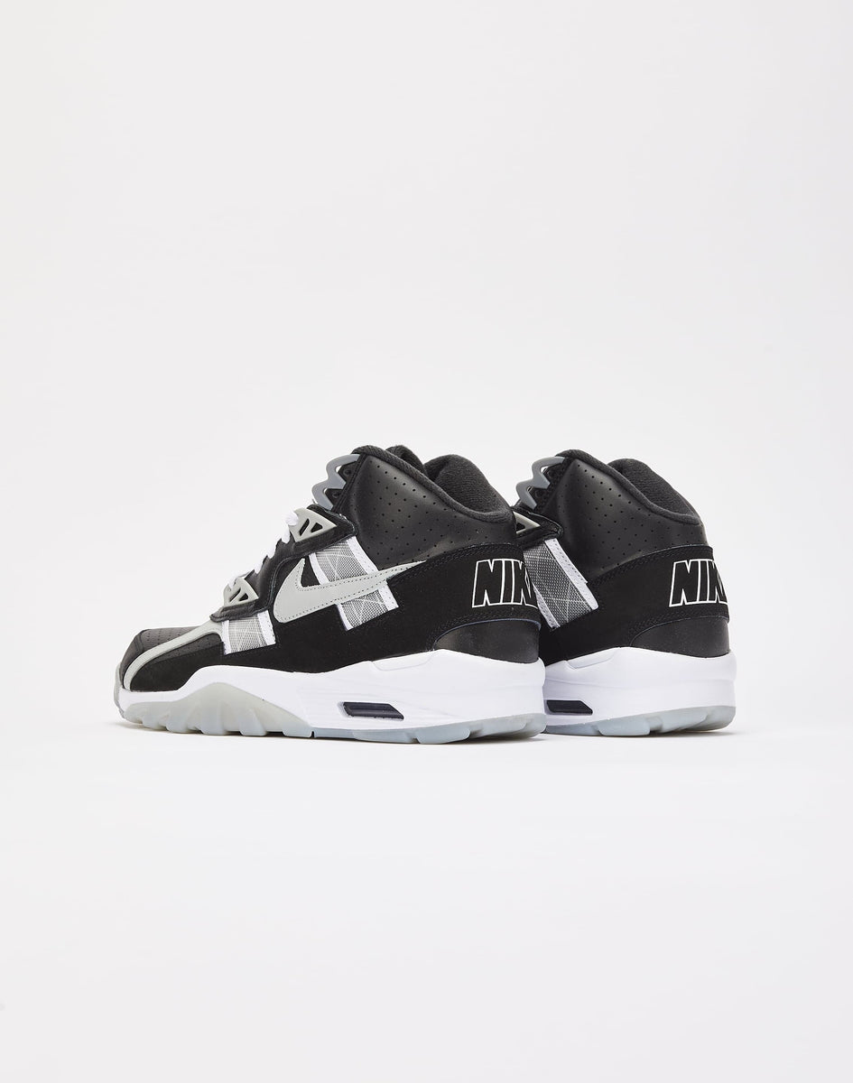 DTLR on X: The Bo Jackson Nike Air Trainer SC High is available to cop at  VILLA in a Vast Grey color way! Link to cop:    / X