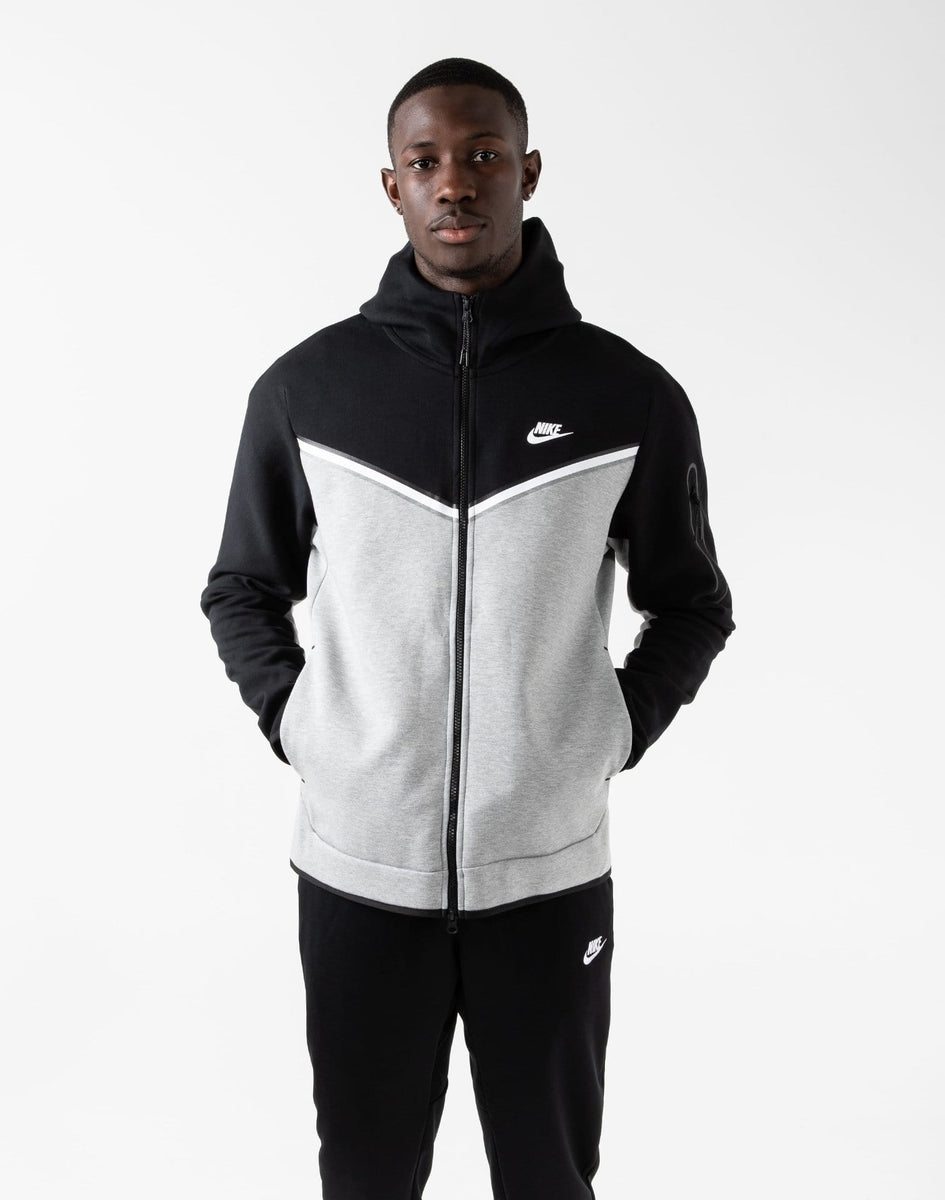 Nike Boys NSW Tech Fleece Full-Zip Hoodie - Dark Grey Heather/Black/Black Size M