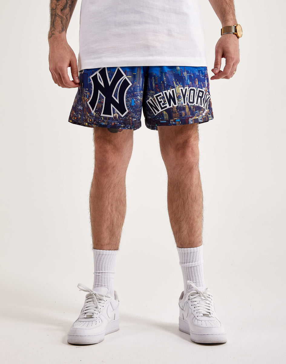 Pro Standard Men's New York Yankees Pinstripe Woven Shorts