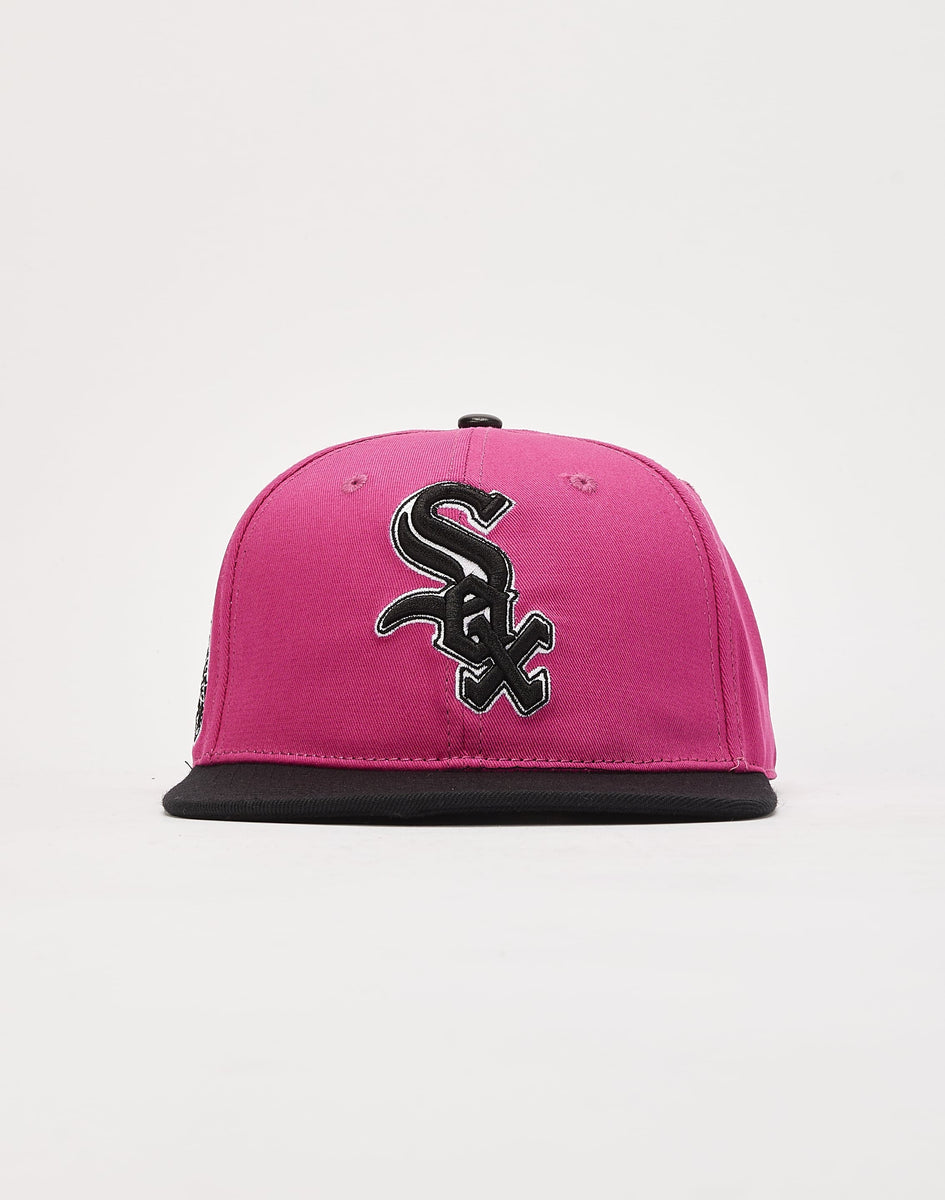 Pro Standard Chicago White Sox Roses Snapback in White | LCW735596-EGG