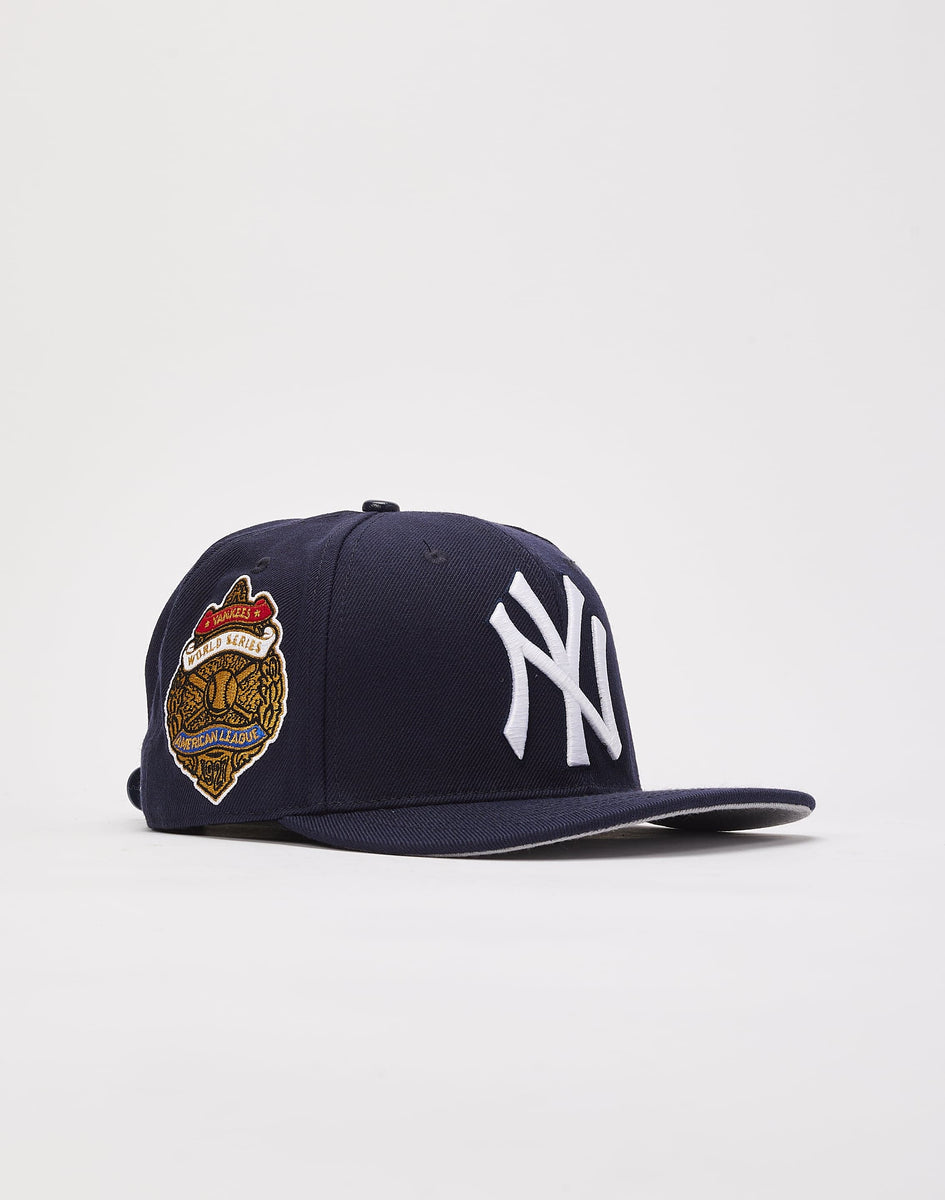 Pro Standard - New York Yankees Logos Snapback Hat – Shop VIP Wear