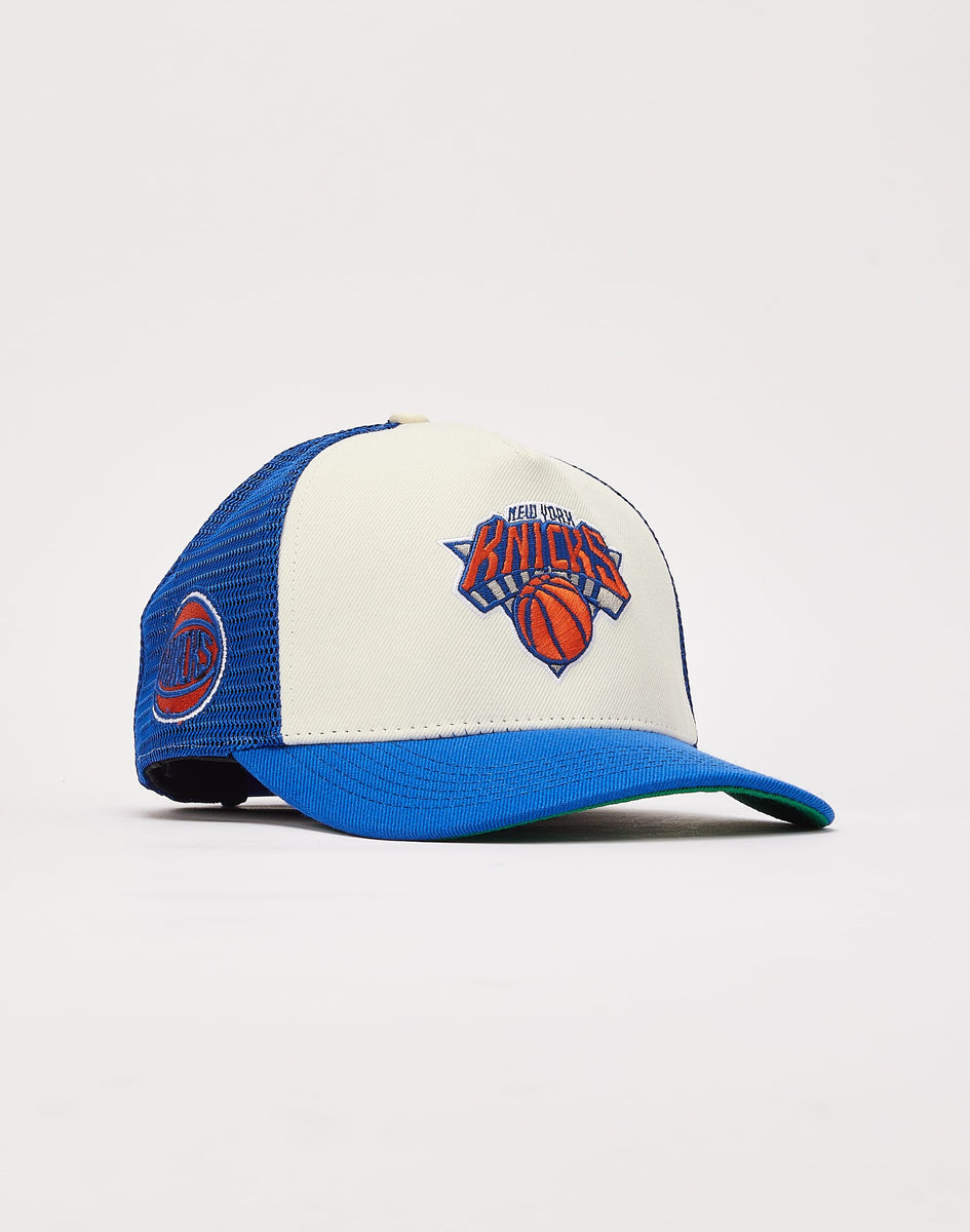 New York Knicks Pro Standard NBA Snapback Hat Flat Brim Adjustable Scr –  Cowing Robards Sports