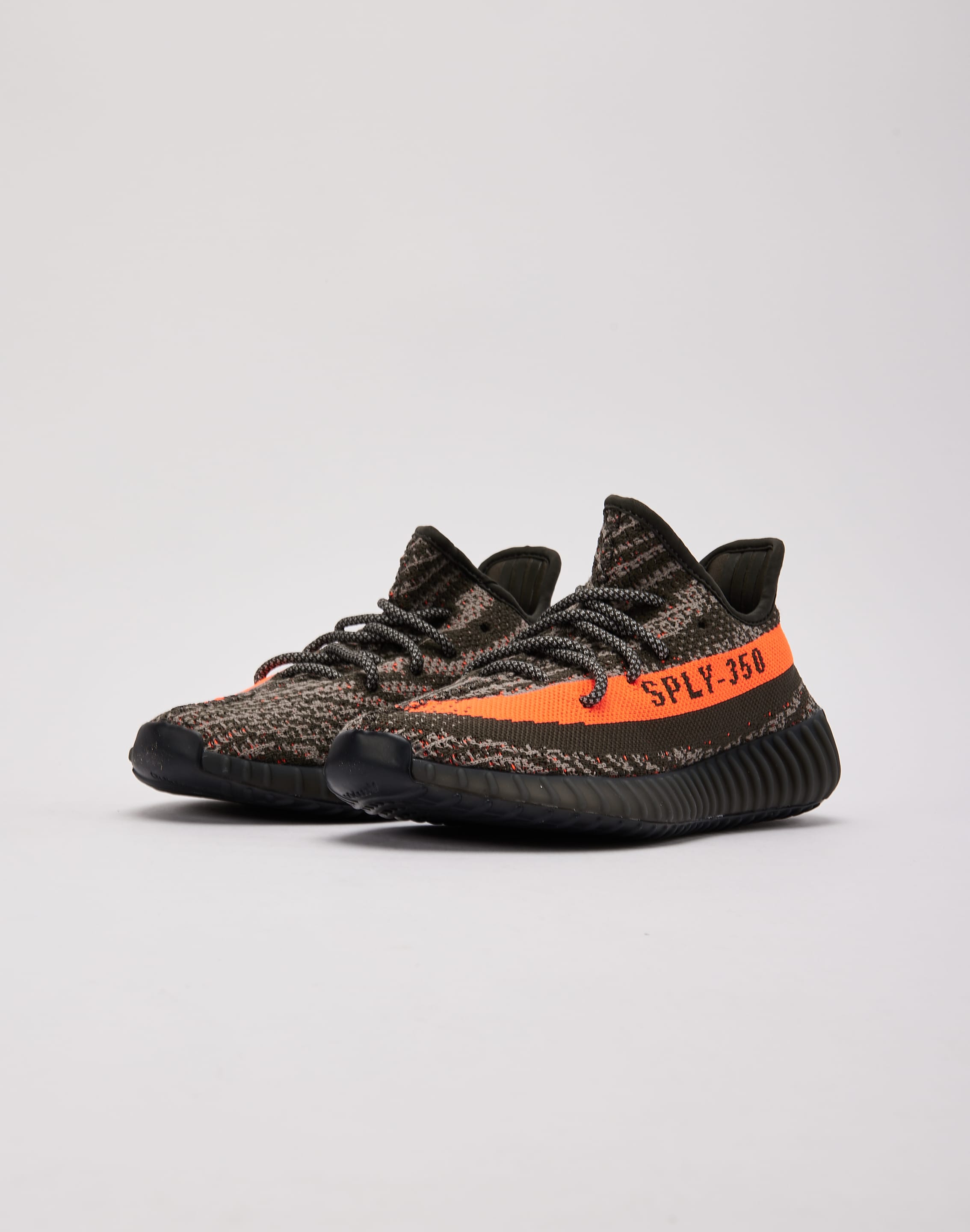 Grade b yeezy 350 hotsell