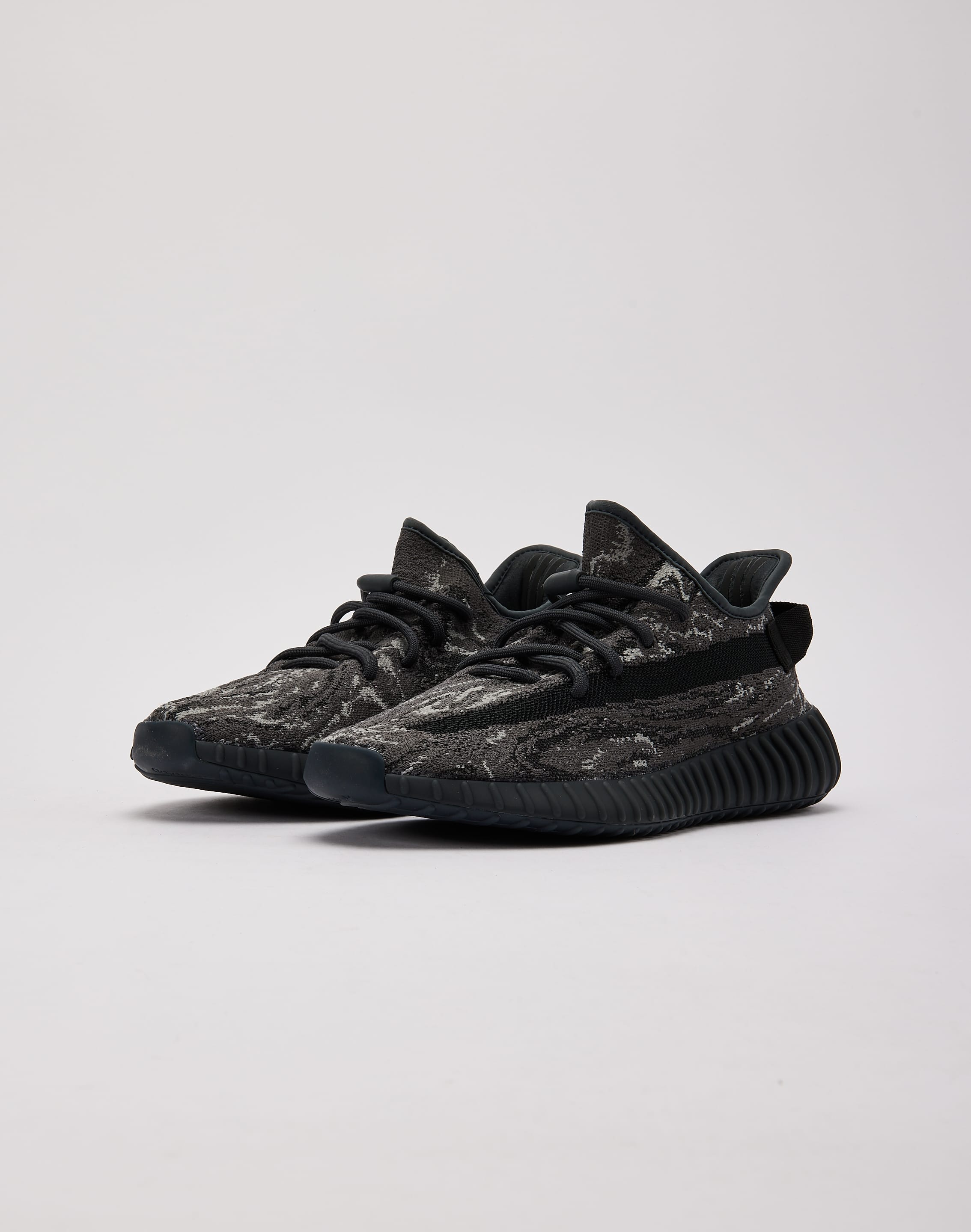 Adidas yeezy 350 stores hotsell