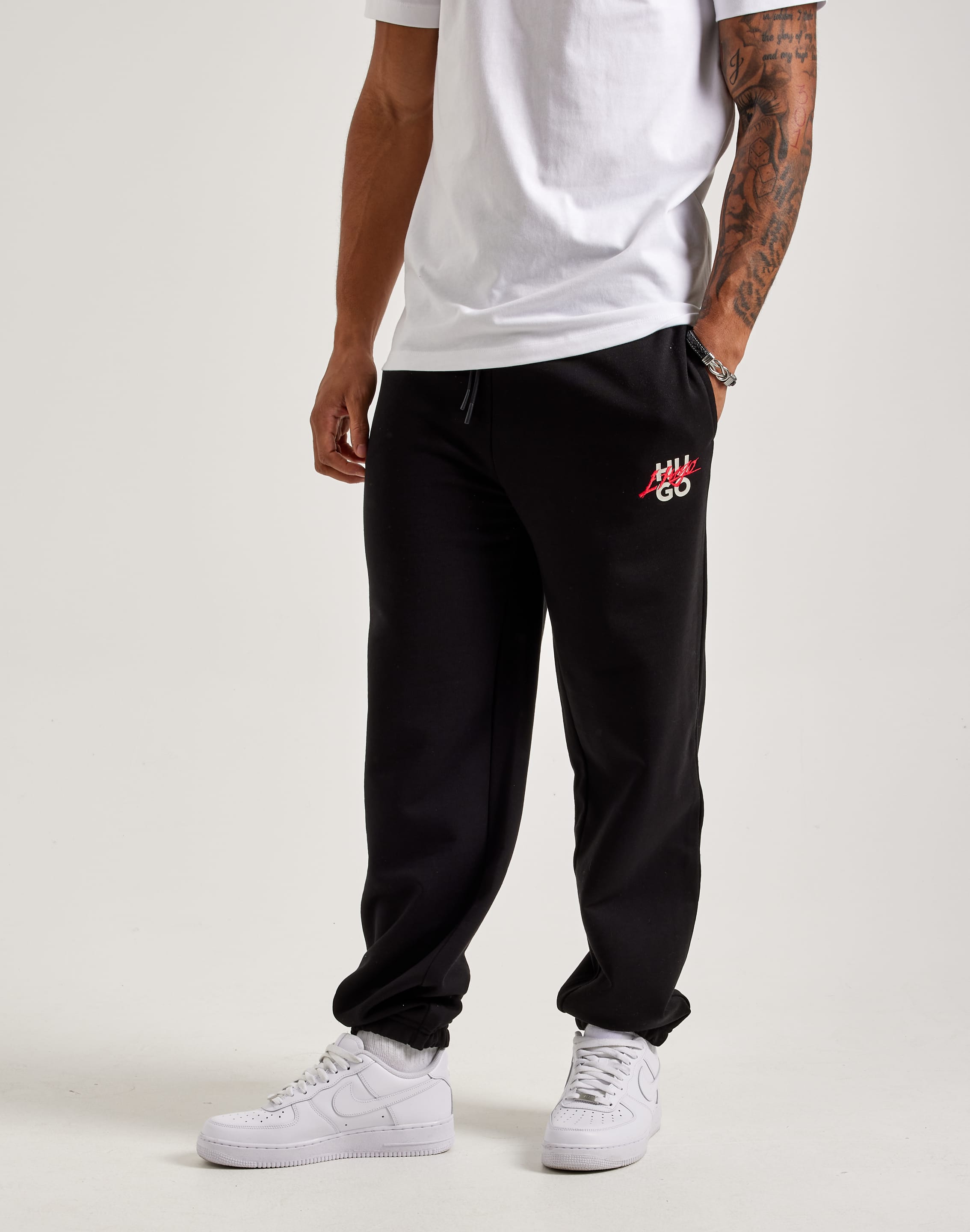 Hugo sweatpants online