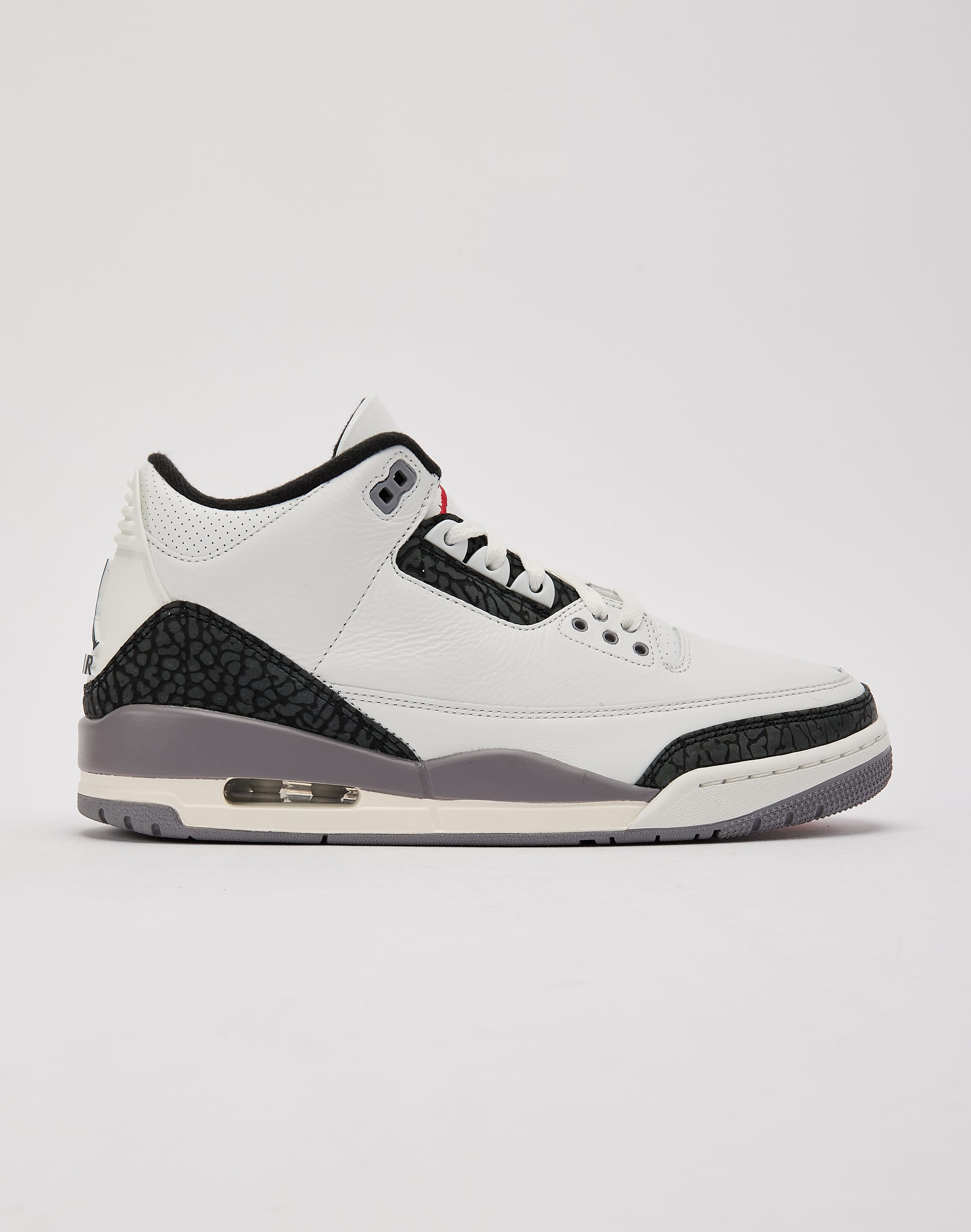 Air Jordan 3 Retro Cement Grey 9.5