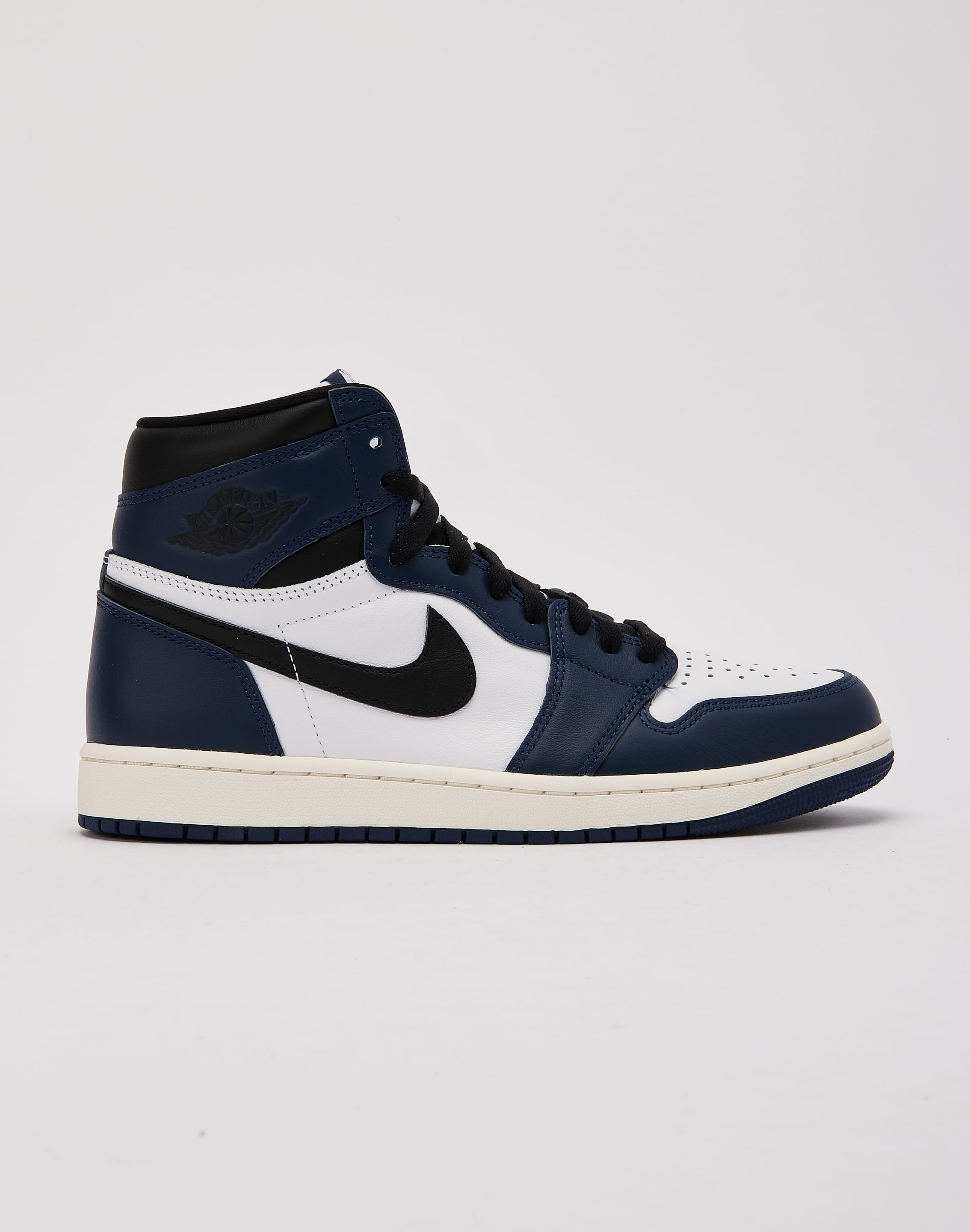 Air jordan 1 mid navy blue on sale