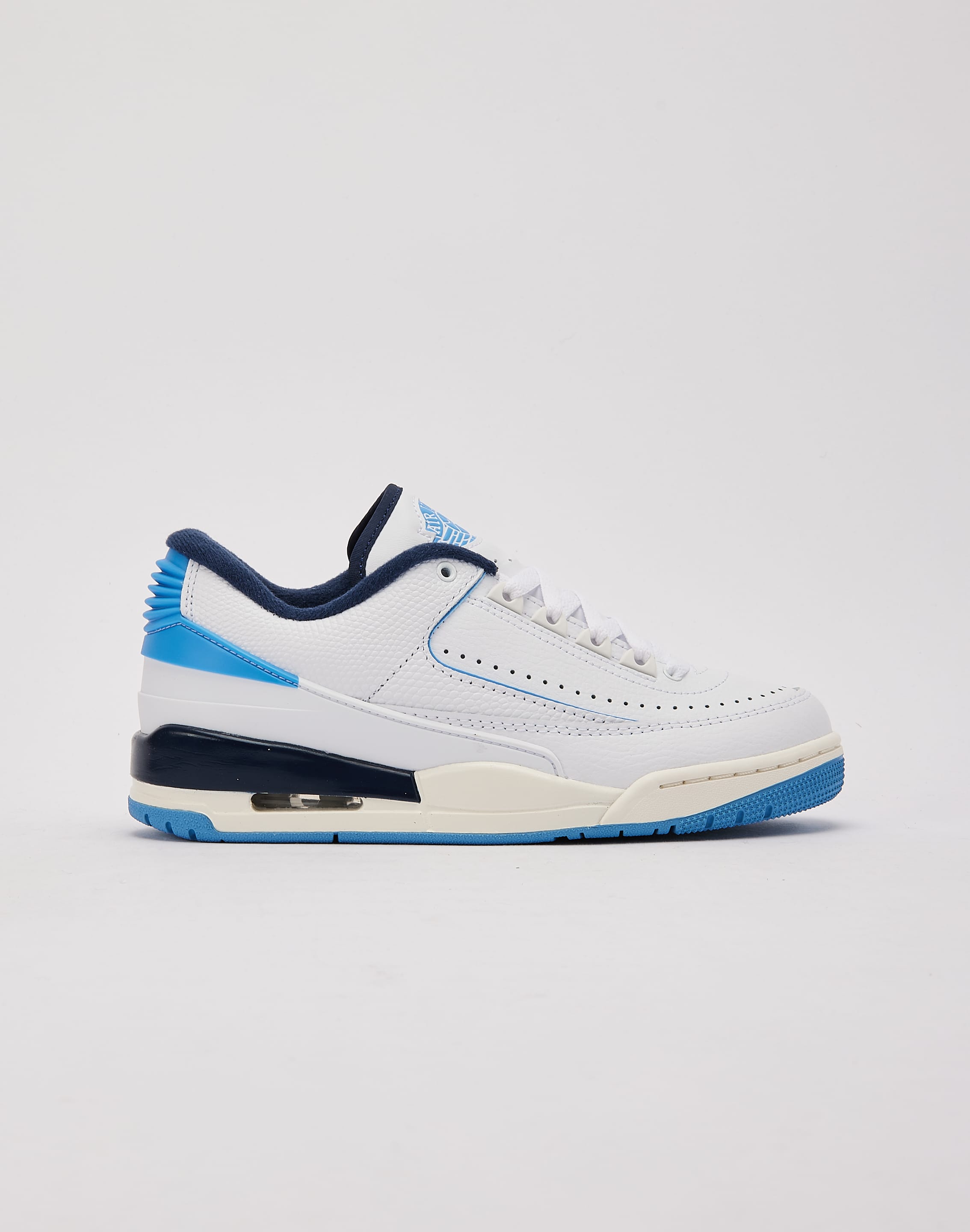 Jordan 2 blue white online