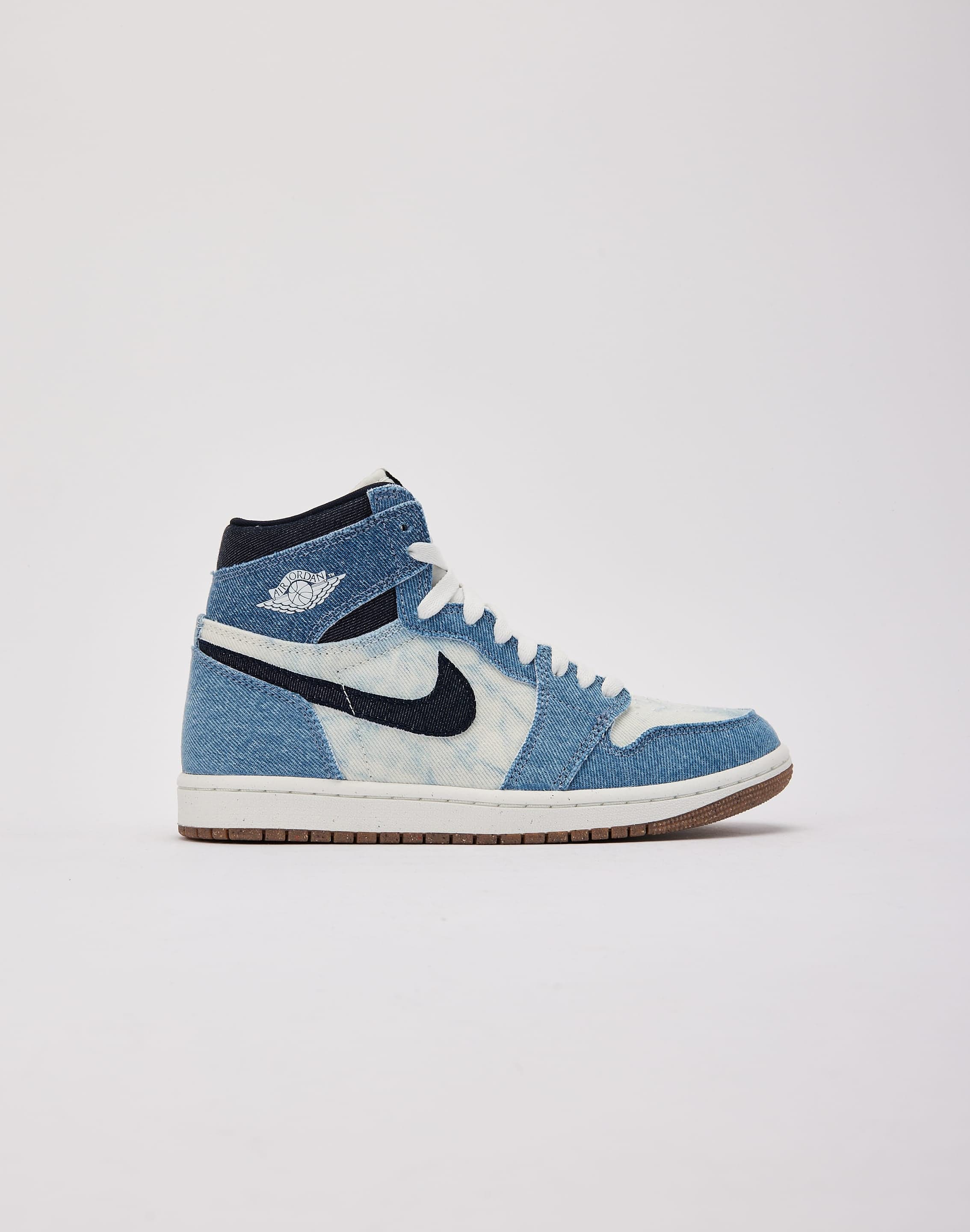 Aj1 grade school on sale