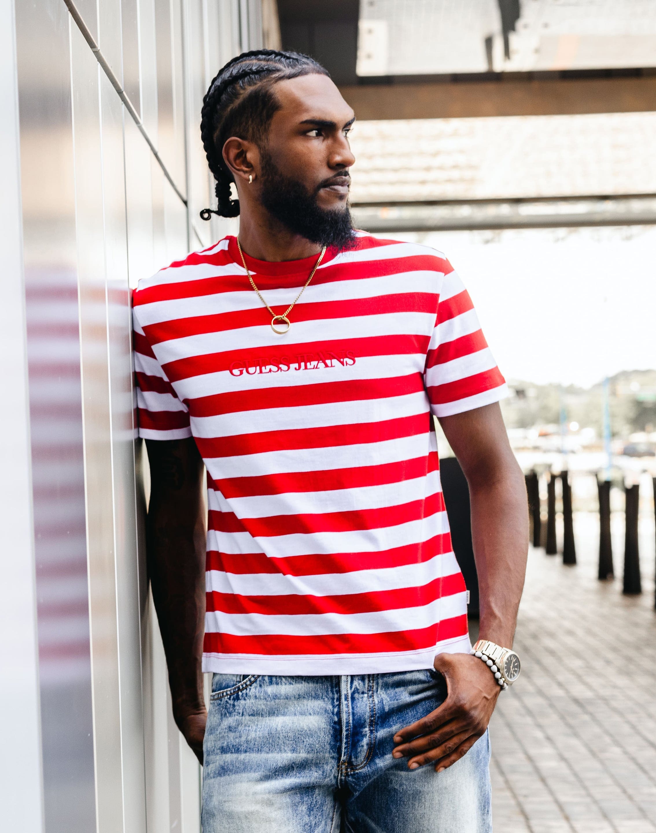 Red and white guess shirt on sale