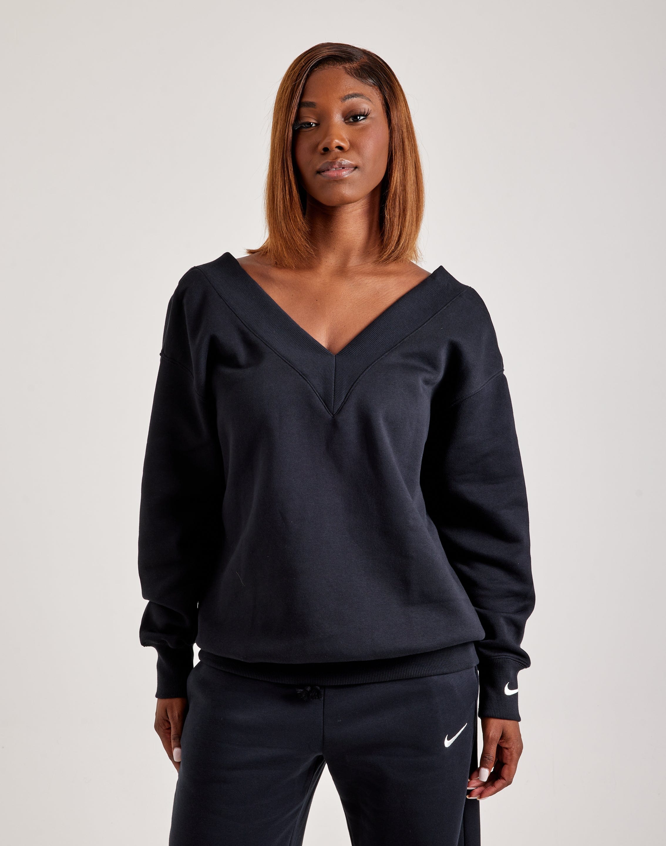 Nike v neck womens best sale