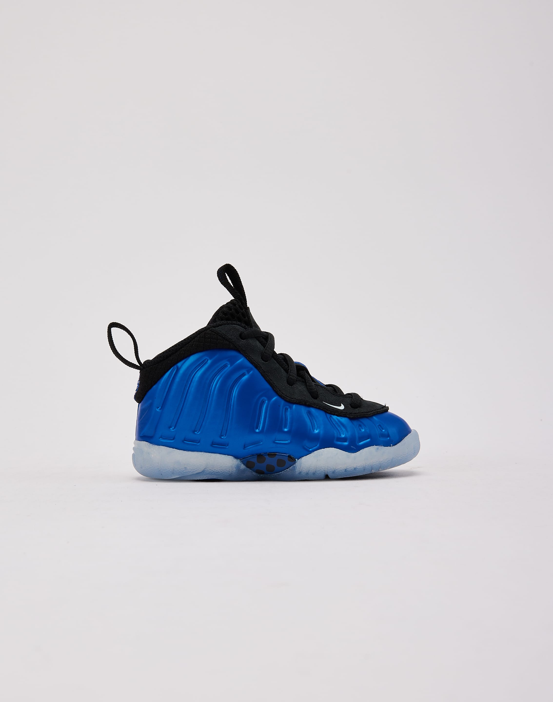 Nike foams kids hotsell