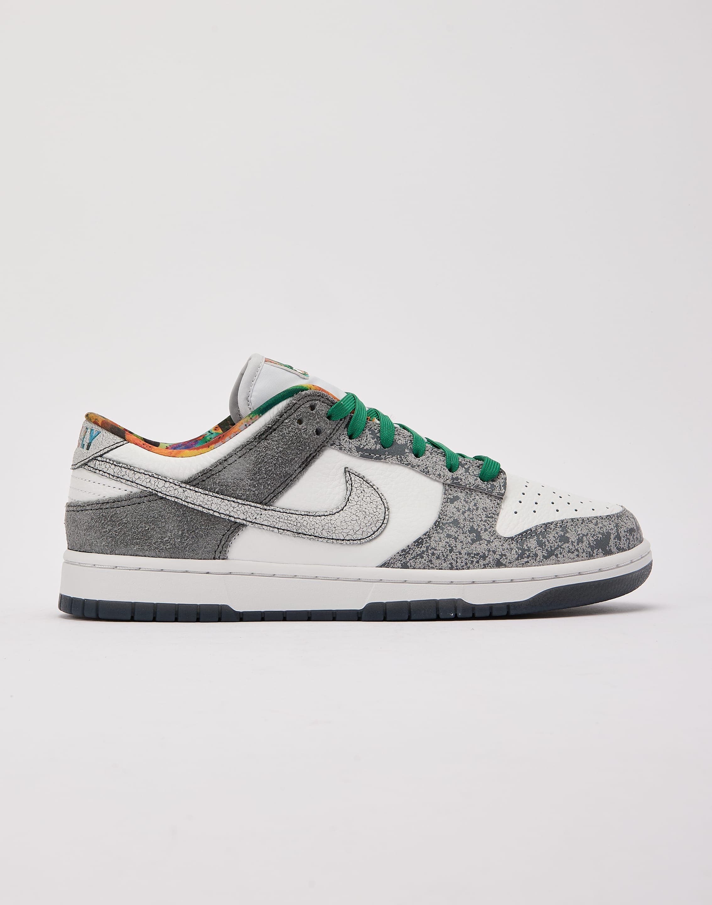 Nike wedge dunks dtlr best sale