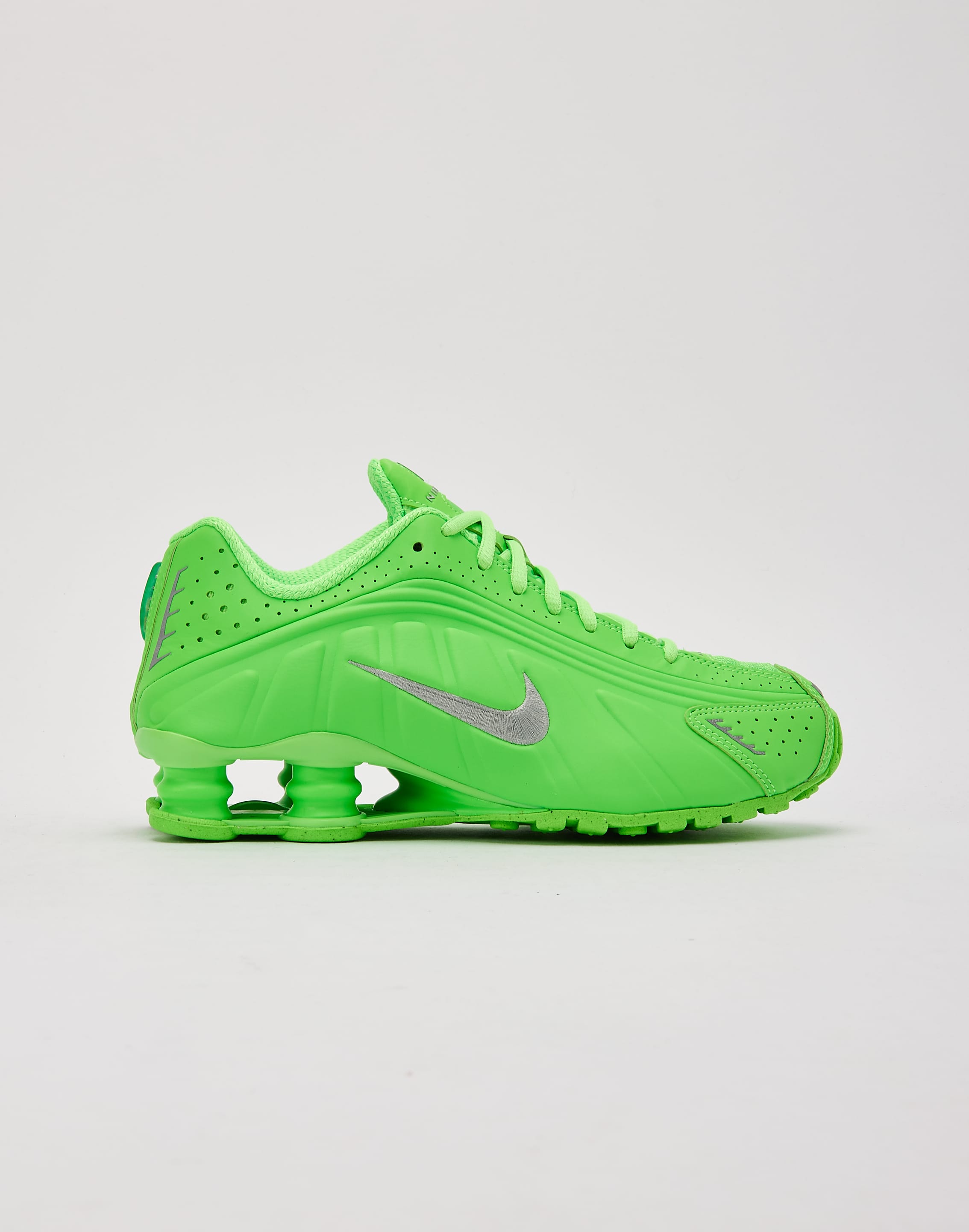 Nike Shox R4 DTLR