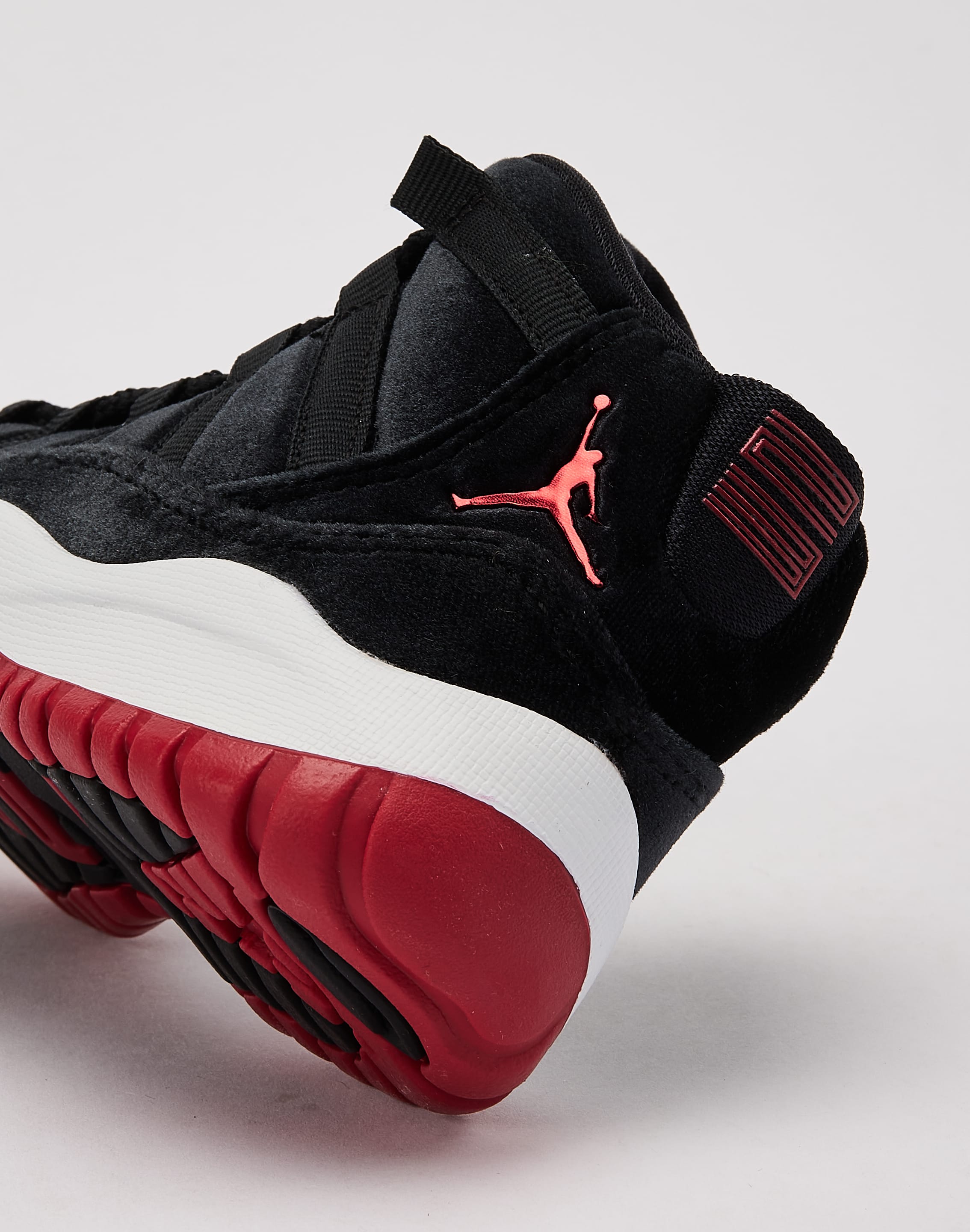 Preschool jordan retro 11 red on sale