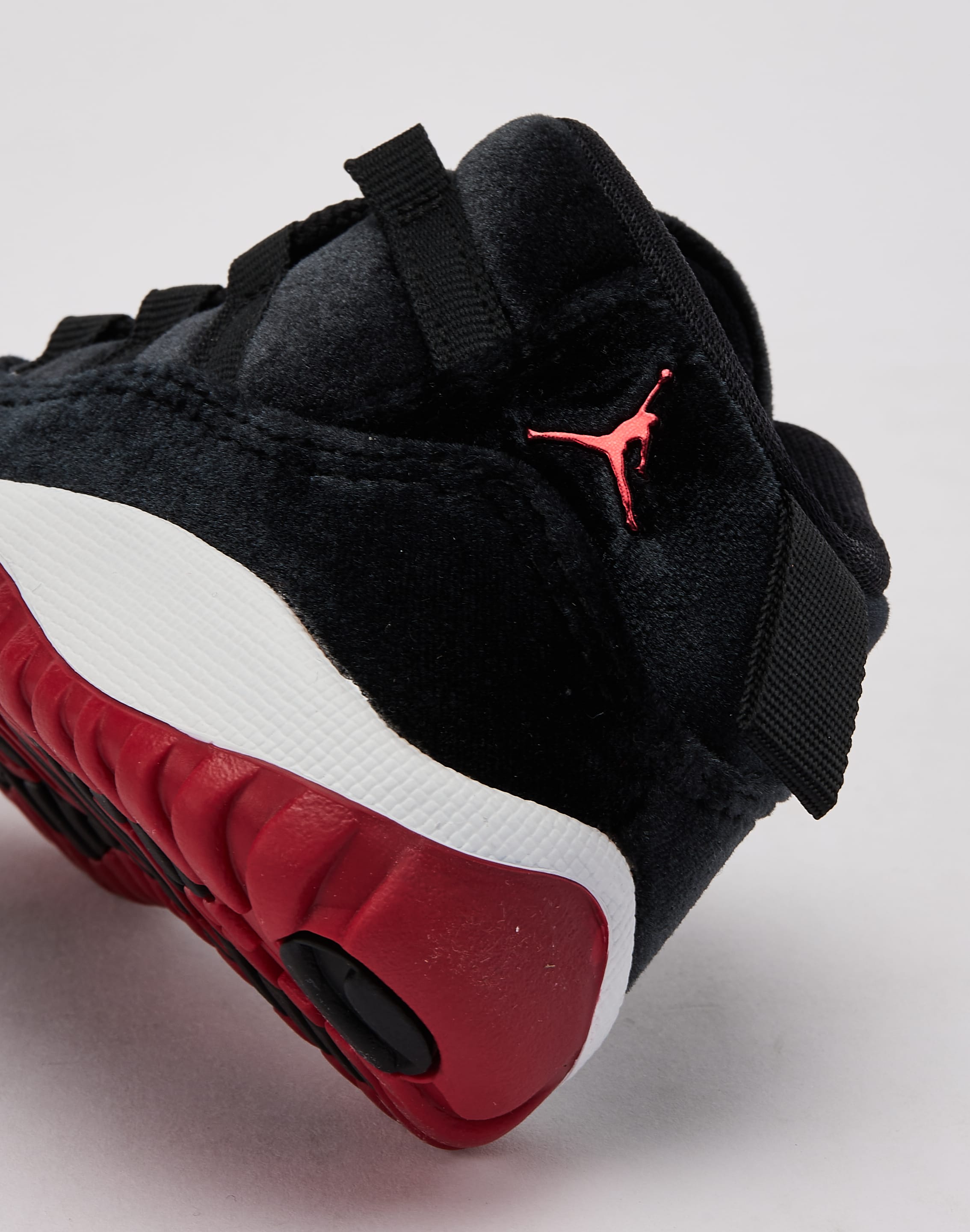 Jordan 11 with strap hotsell