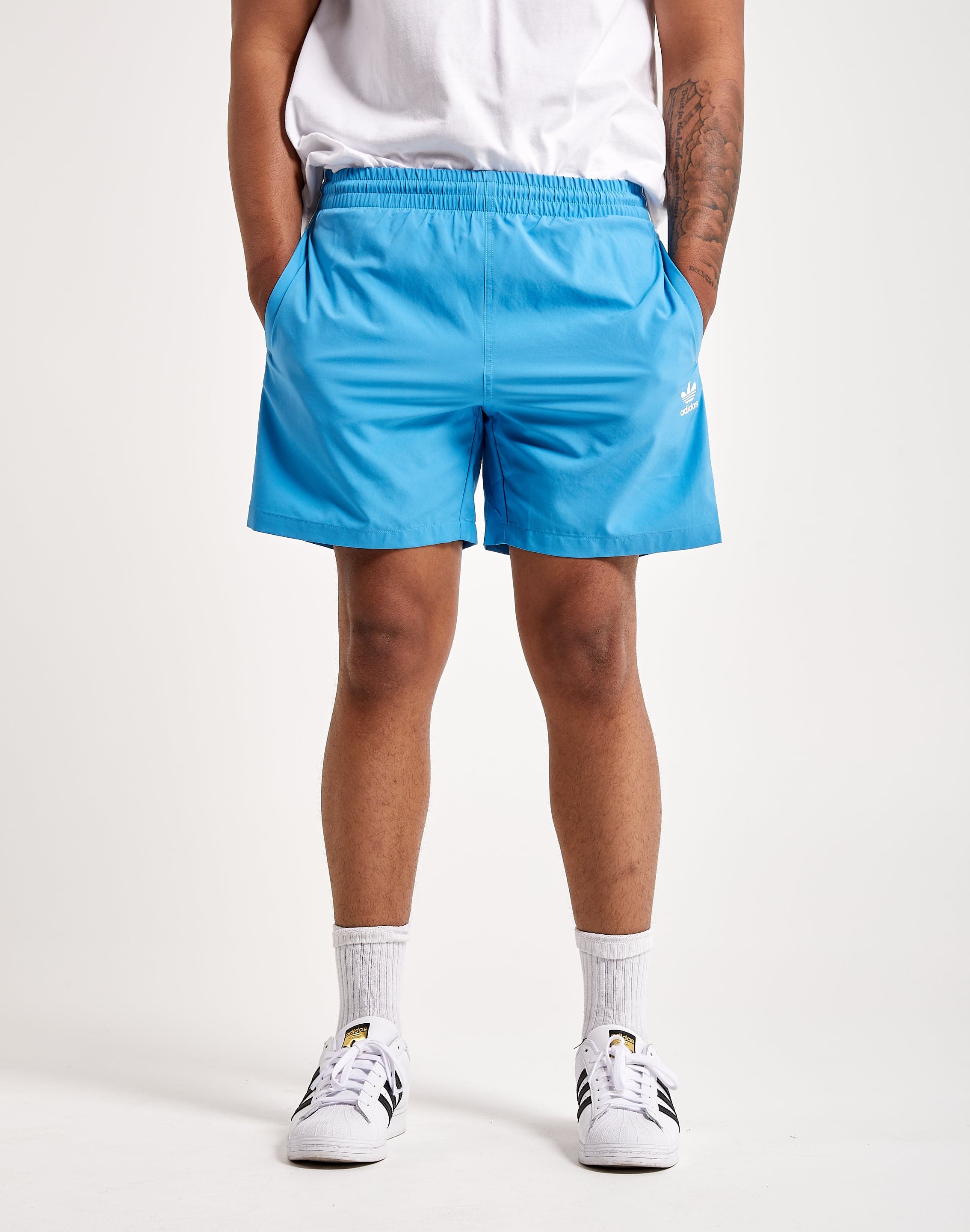 – Classics Trace Adicolor DTLR Shorts Adidas