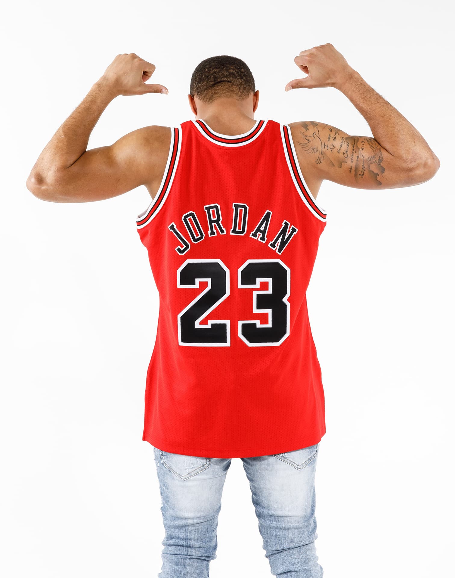 Mitchell and Ness x NBA Men Chicago Bulls Michael Jordan Jersey - Home 97 (White)