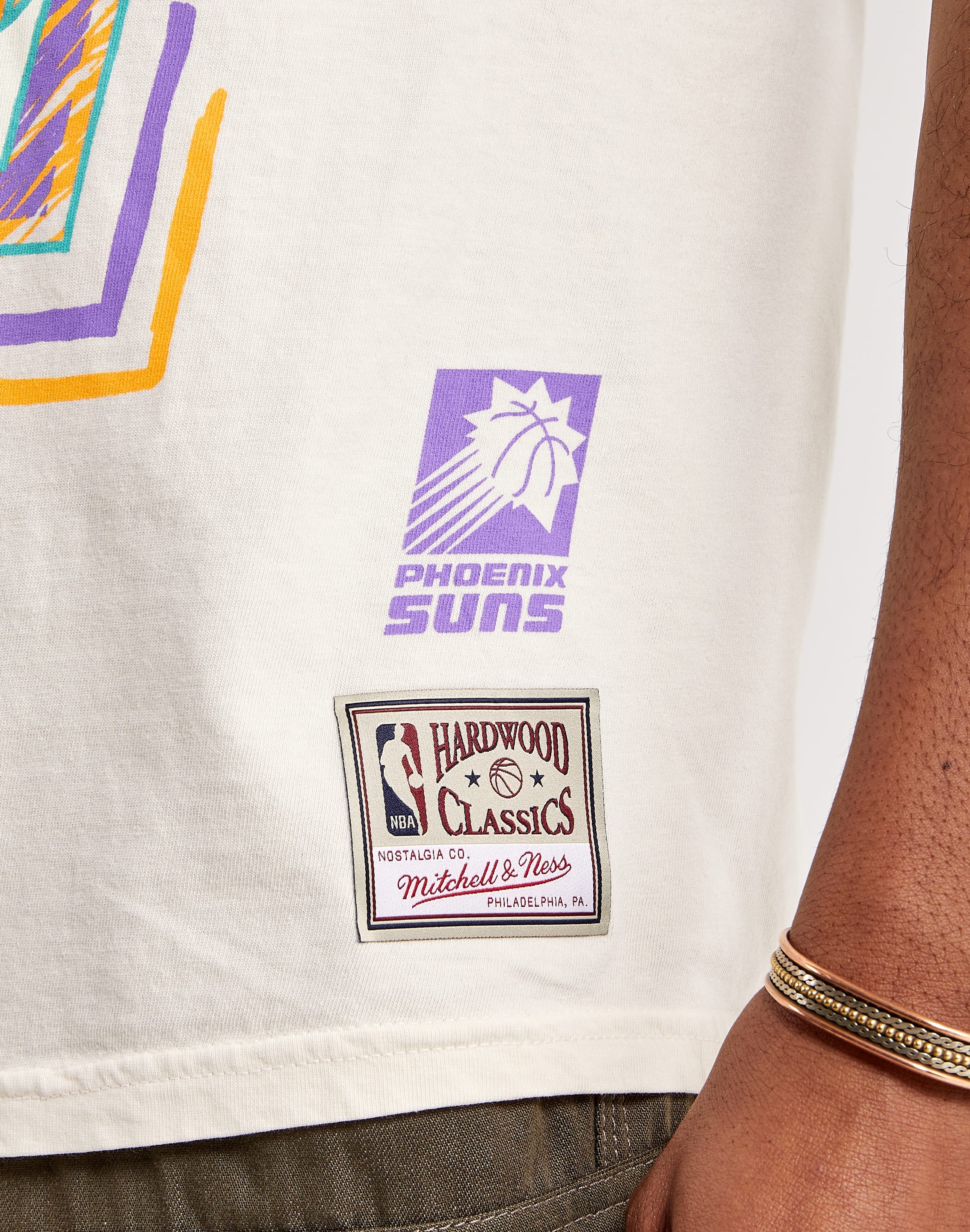 Mitchell & Ness Phoenix Suns T-Shirts in Phoenix Suns Team Shop 