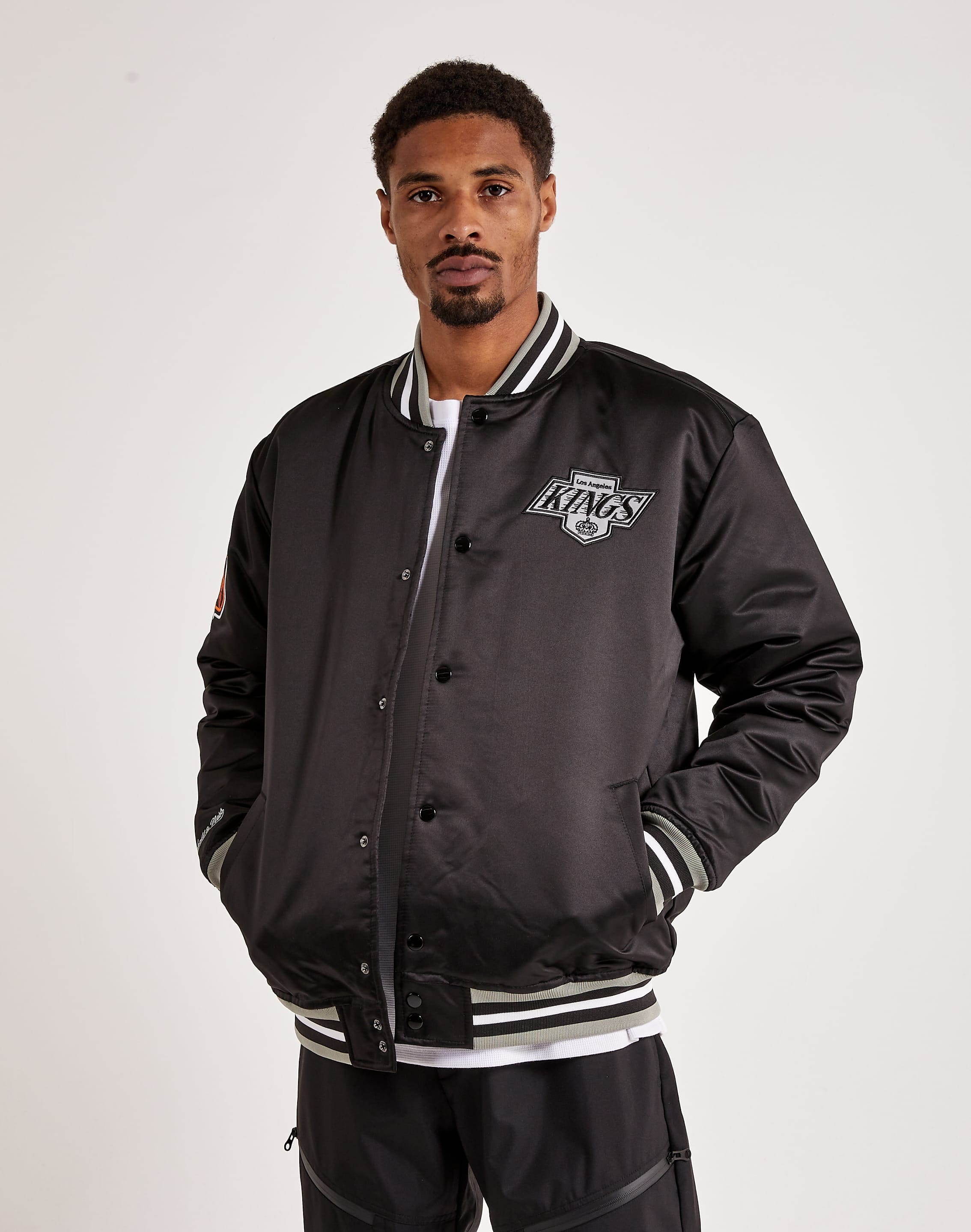 All Over Crew 2.0 Los Angeles Kings - Shop Mitchell & Ness Fleece and  Sweatshirts Mitchell & Ness Nostalgia Co.