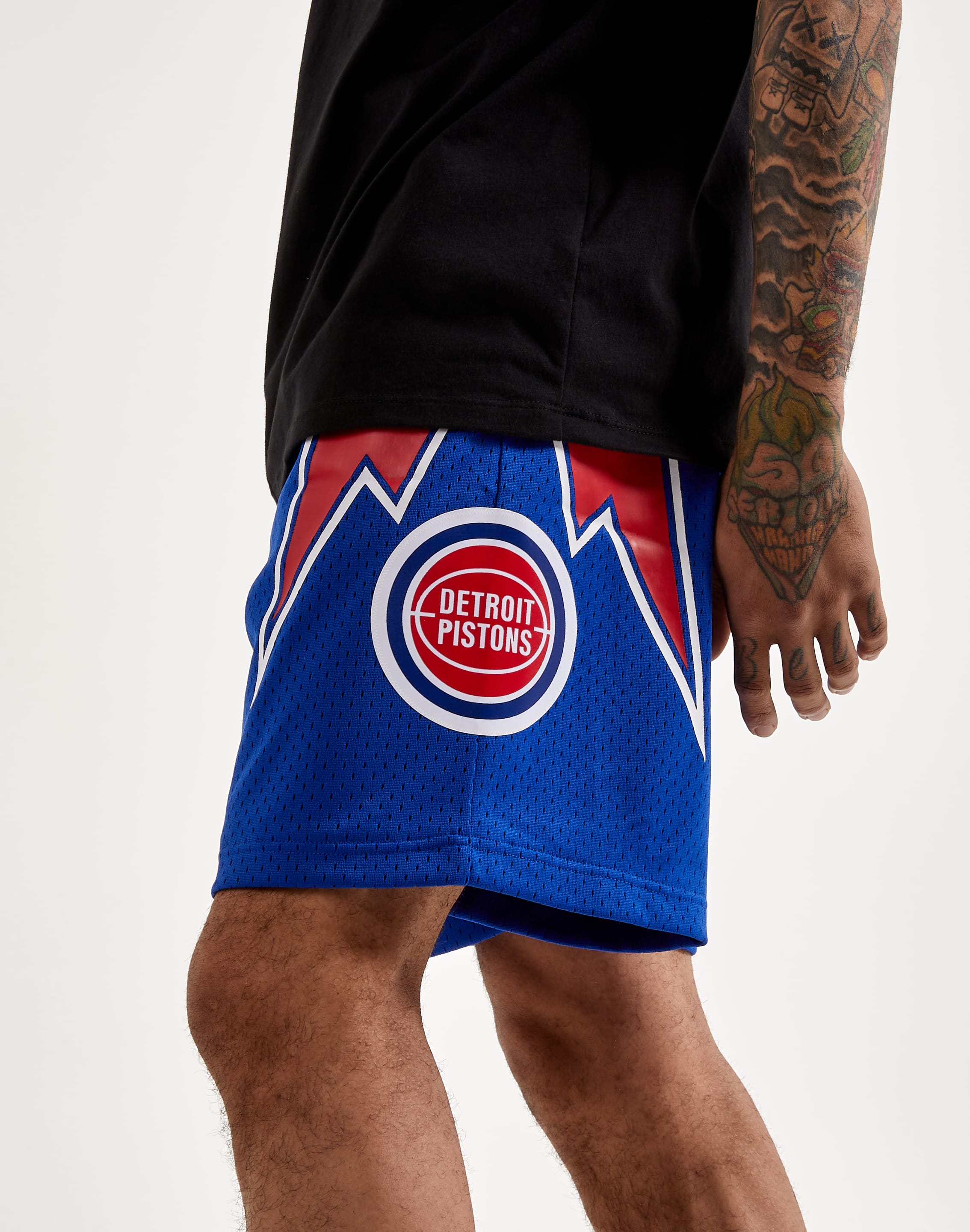 Mitchell & Ness Chicago Bulls Swingman Shorts – DTLR