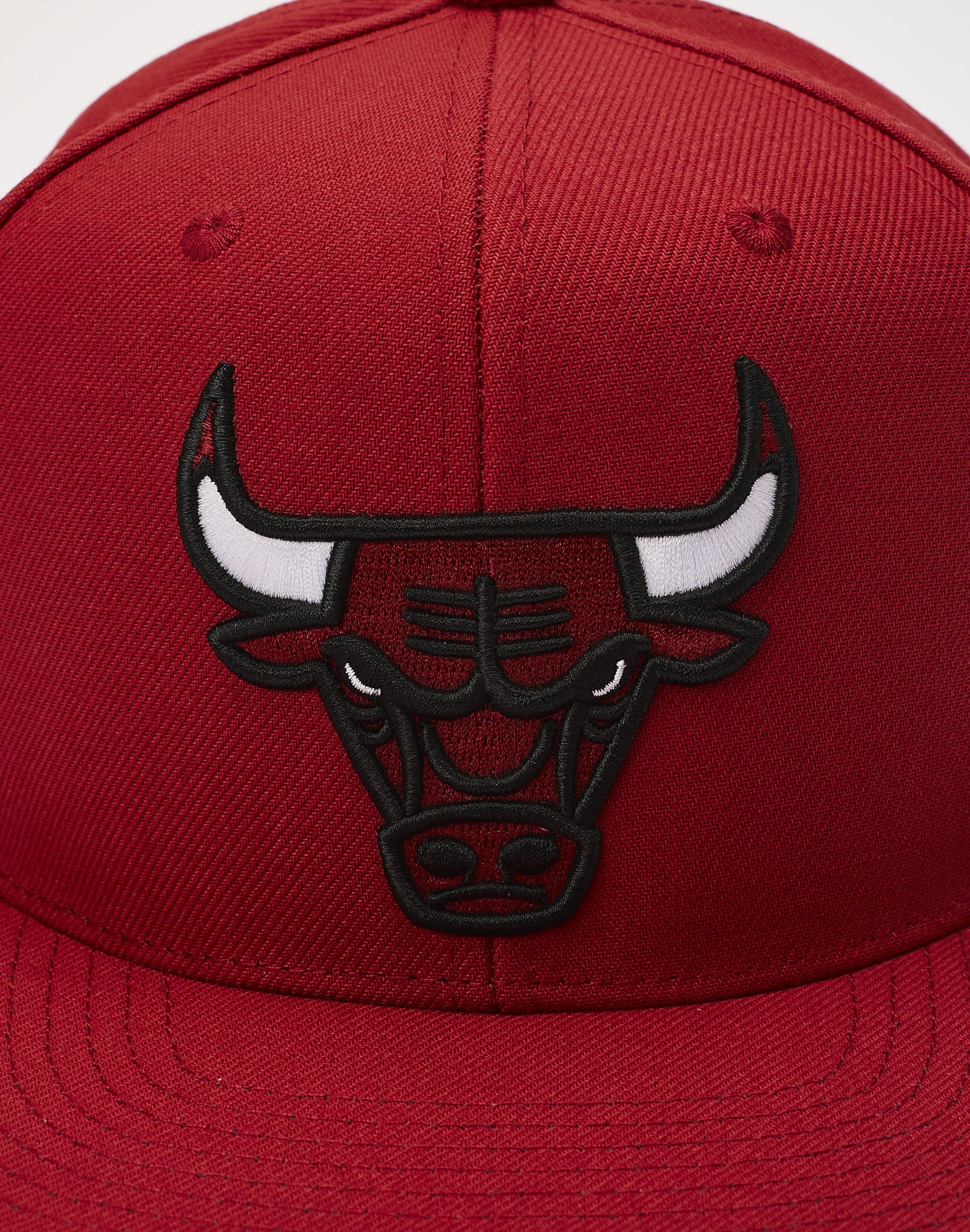 Mitchell & Ness Chicago Bulls 1997 NBA Finals Commemorative Snapback Hat -  Red