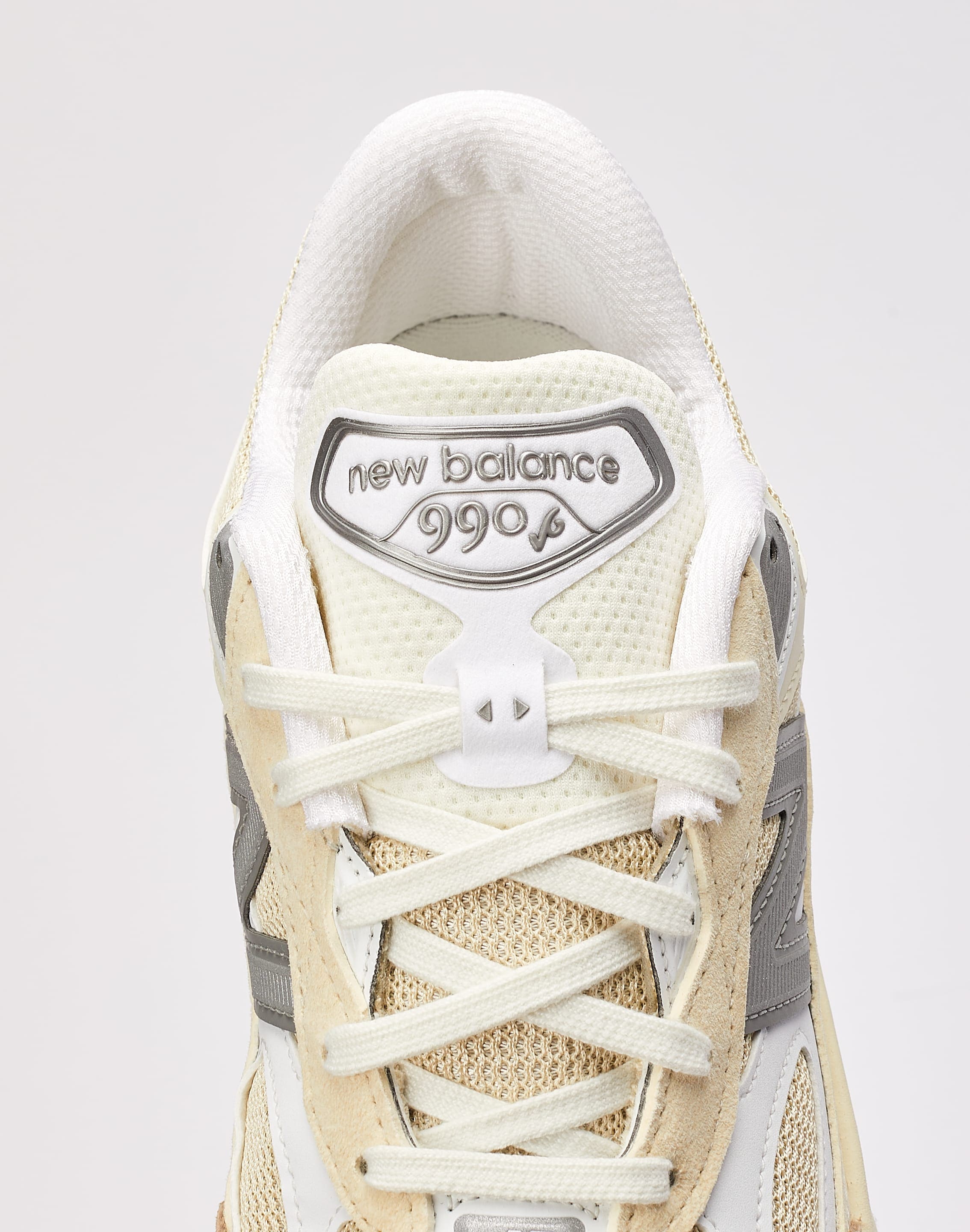 New Balance 990v6 – DTLR