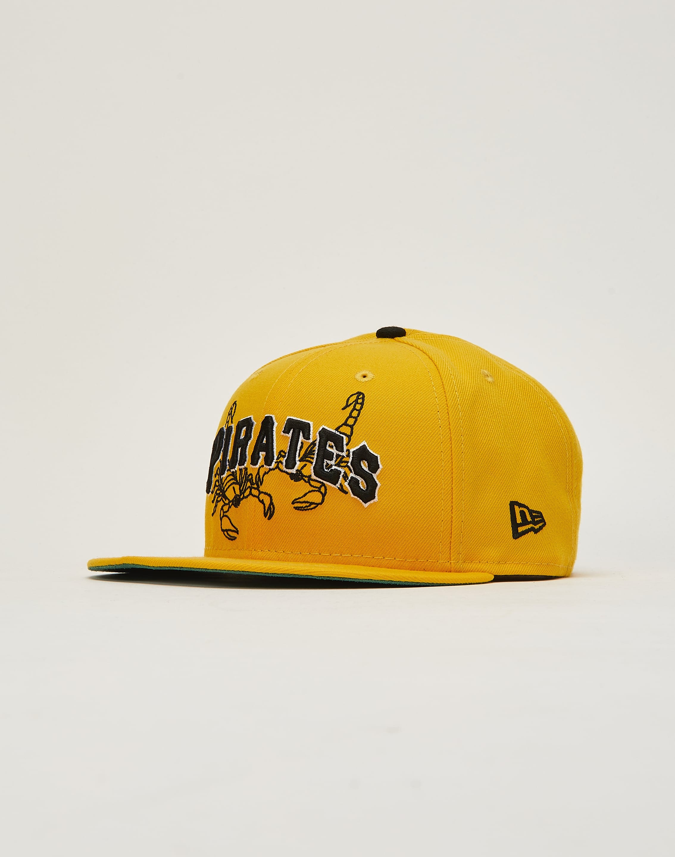 New Era Men New Era Pittsburgh Pirates Scorpion 9FIFTY Snapback Hat Yellow 1 Size