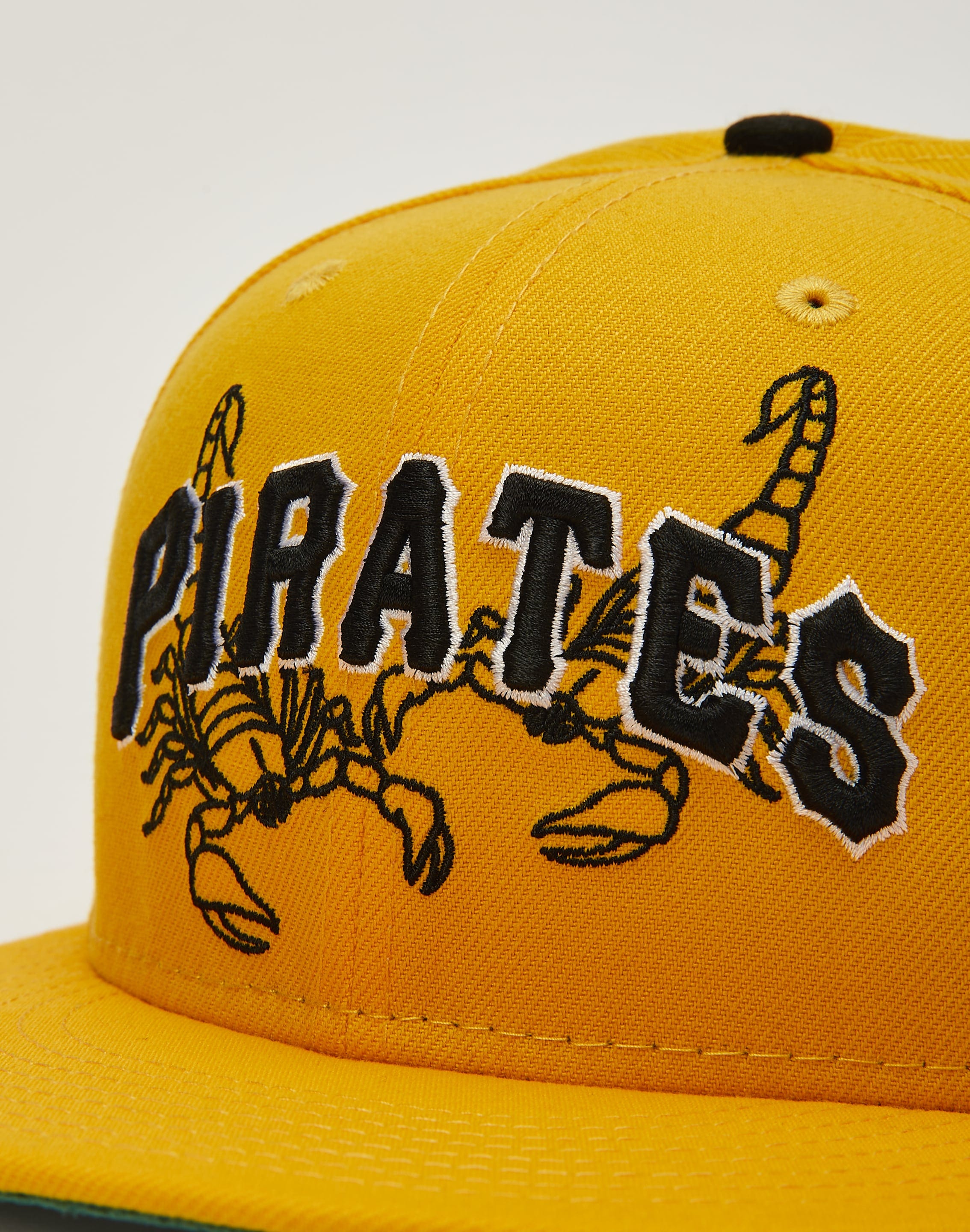 Men's Pittsburgh Pirates New Era Turquoise/Yellow Spring Two-Tone 9FIFTY  Snapback Hat