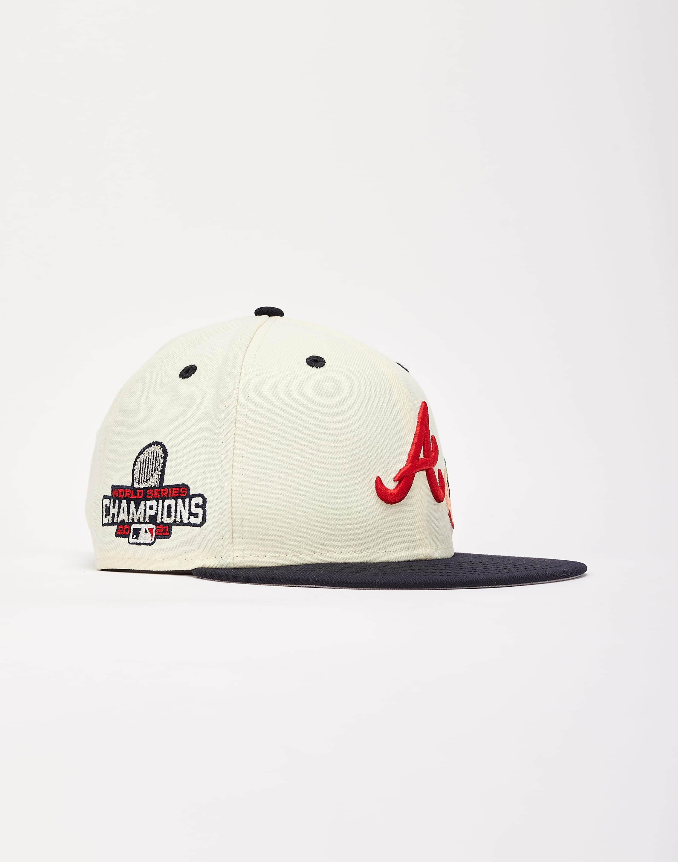 Men's Atlanta Braves New Era White Vintage 9FIFTY Snapback Hat