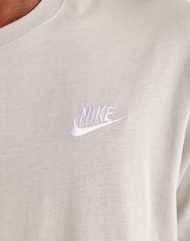 Nike Club Tee – DTLR