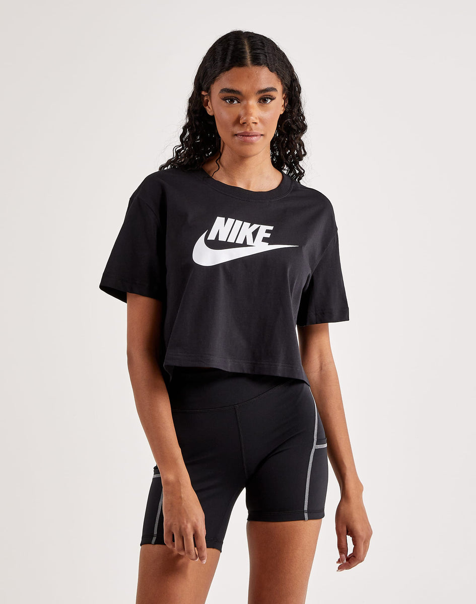 Nike Essential Cropped Logo Tee – DTLR