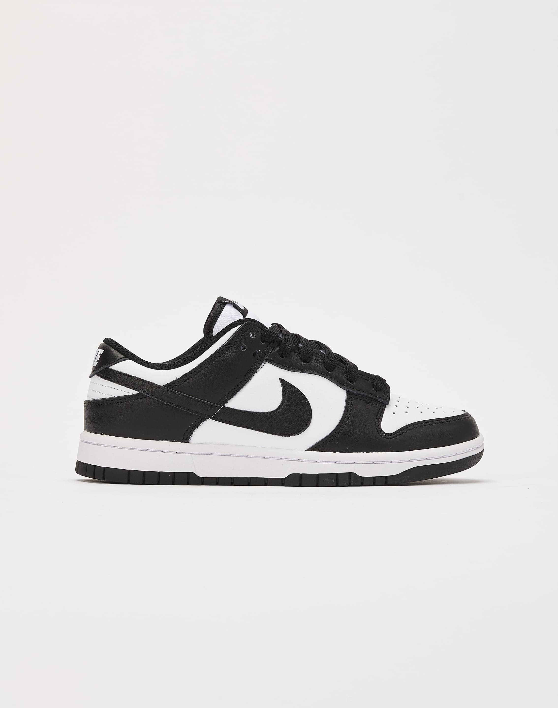 nike dunk low black and white womens