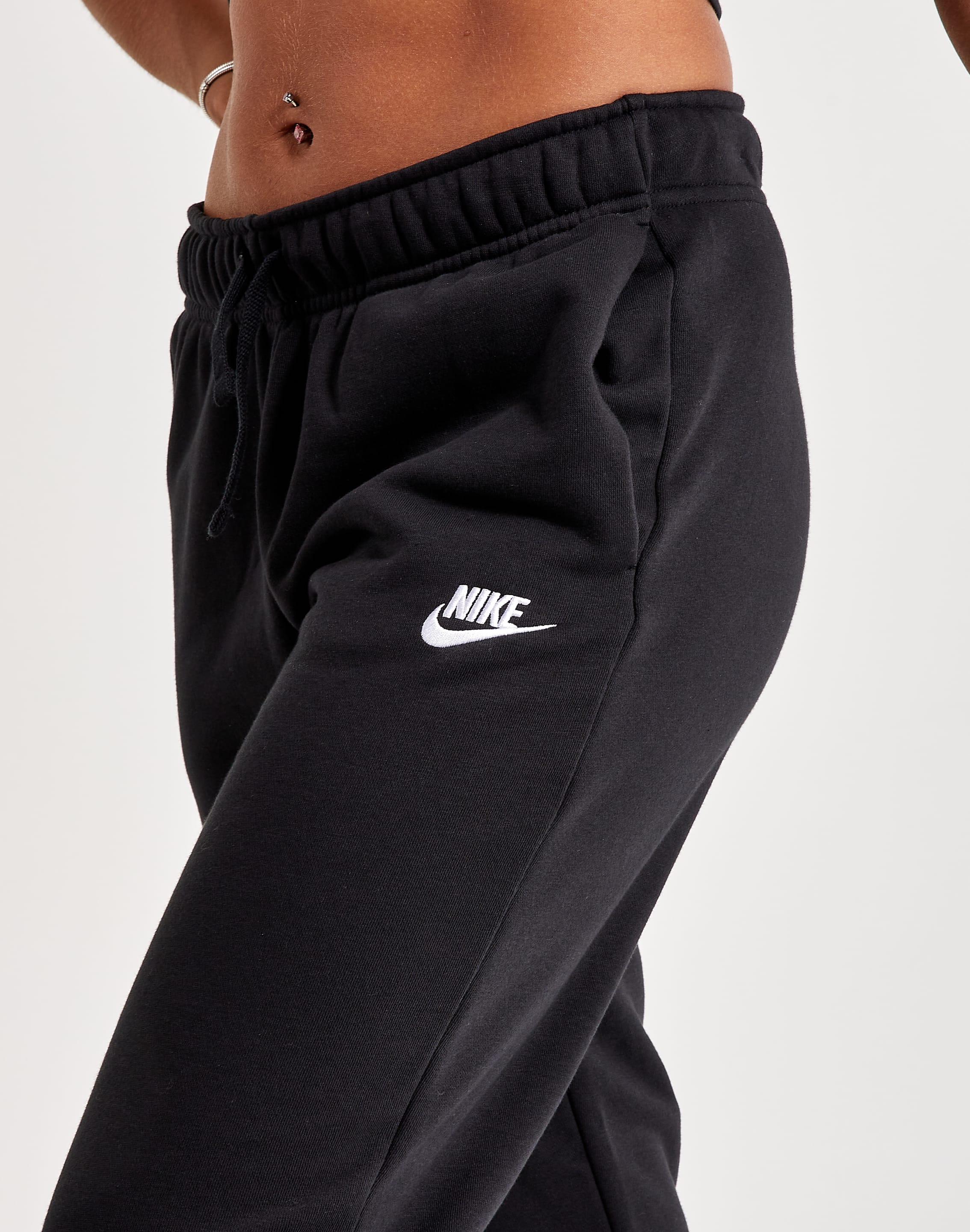 Nike Club Fleece Mid-Rise Wide-Leg Sweatpants – DTLR