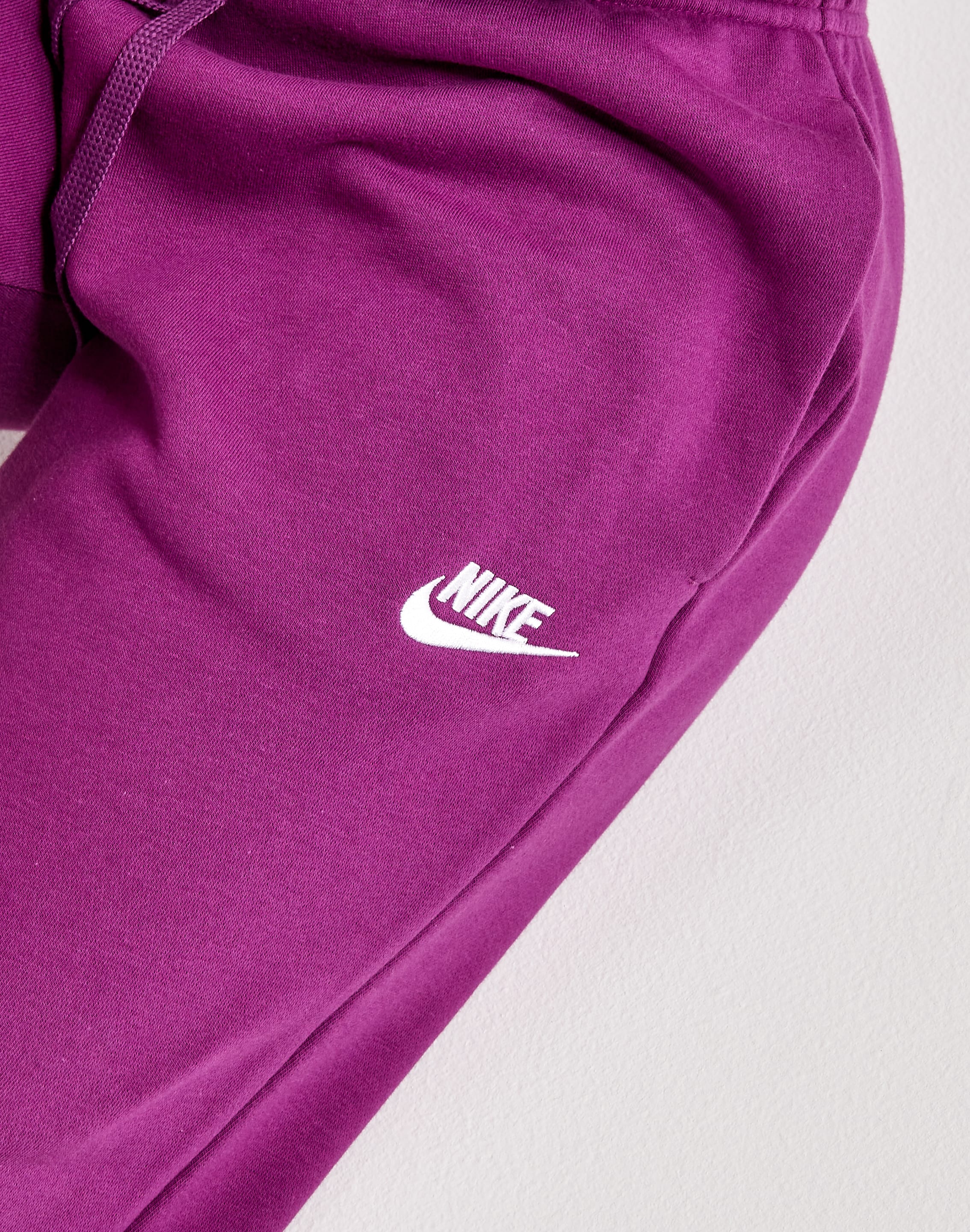 Nike Club Fleece Mid-Rise Pants