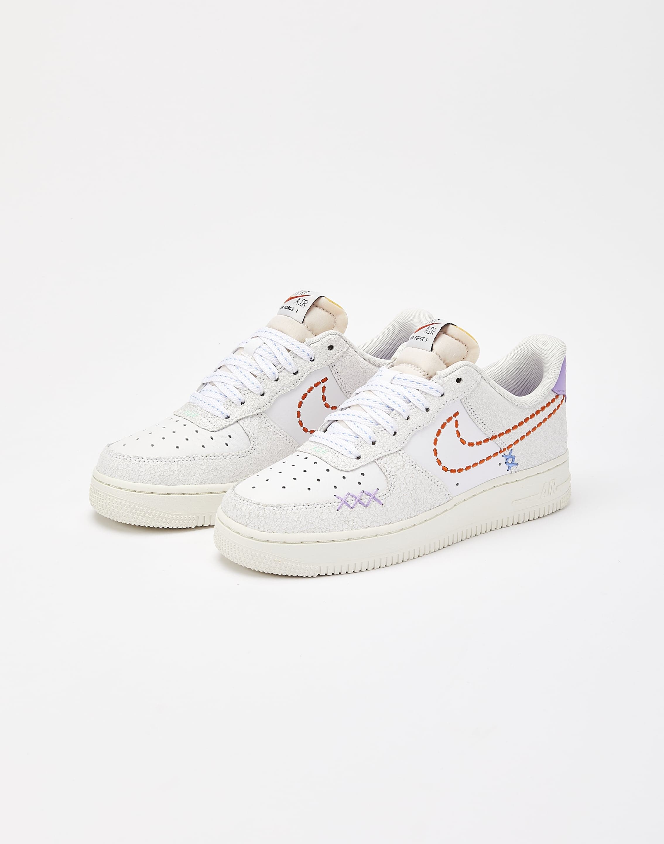 Nike Women's Air Force 1 '07 SE Shoes in White, Size: 10 | DX2348-100