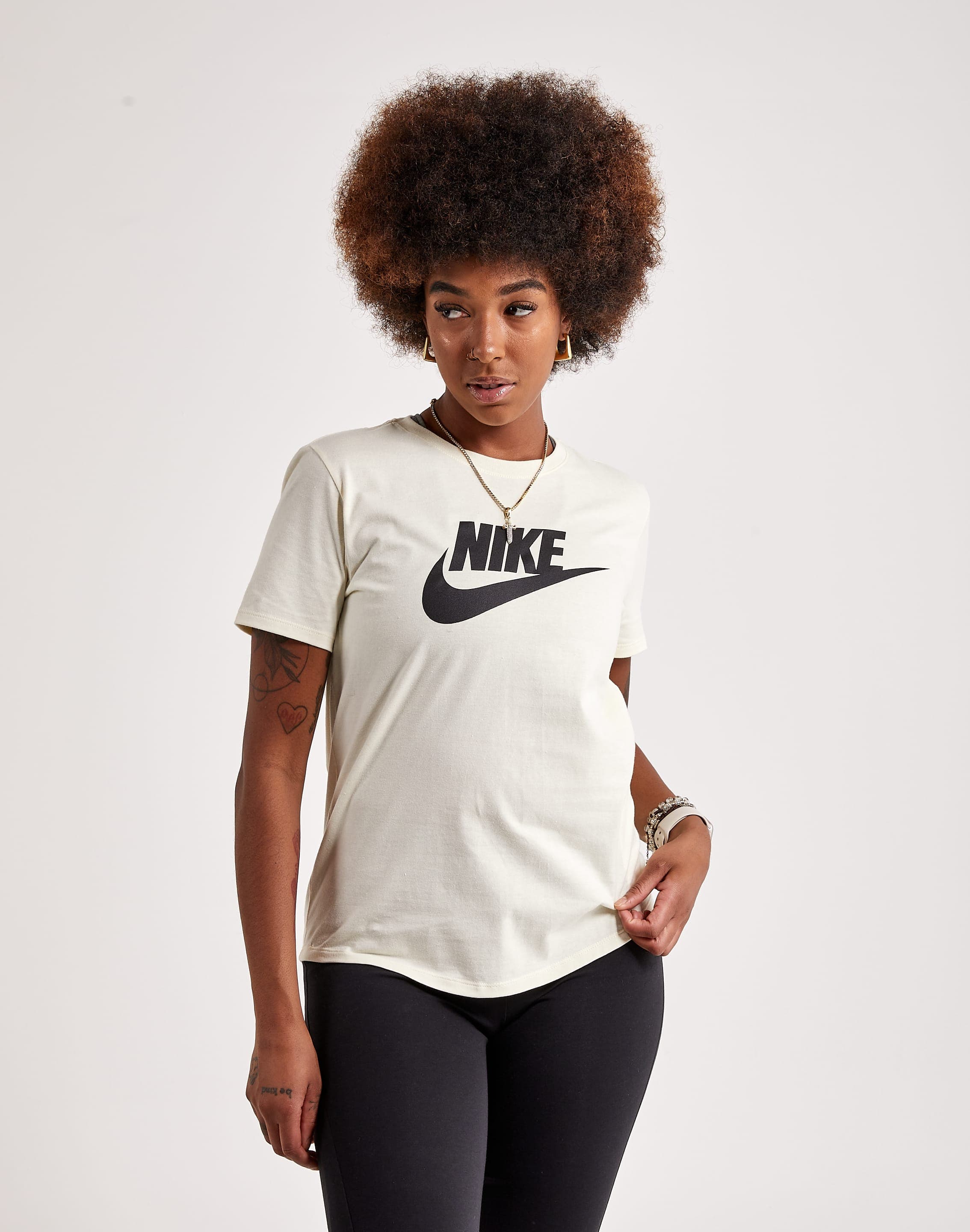 Nike Nsw Essential Futura Leggings – DTLR