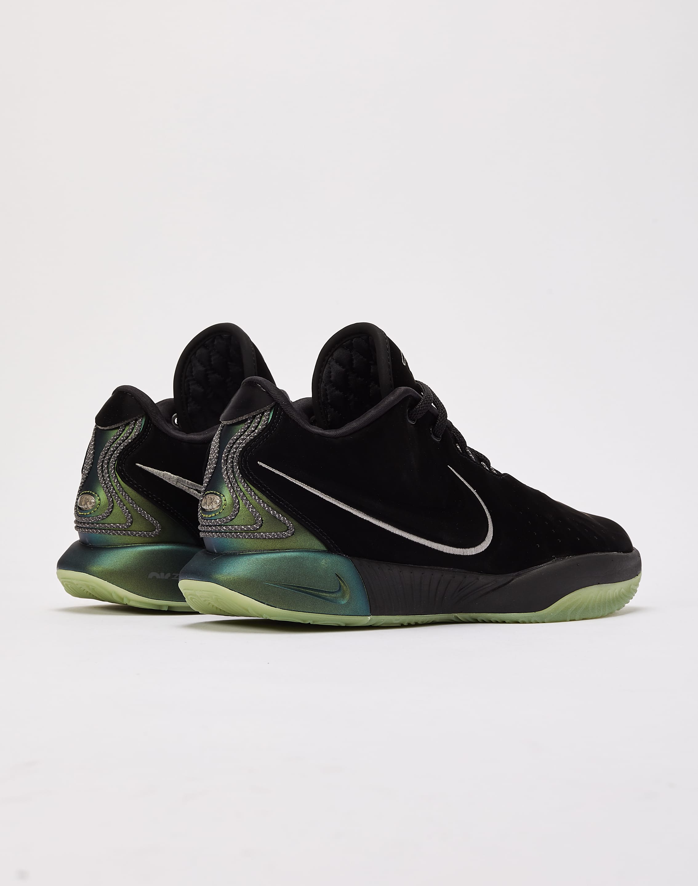 Nike LeBron XXI – DTLR