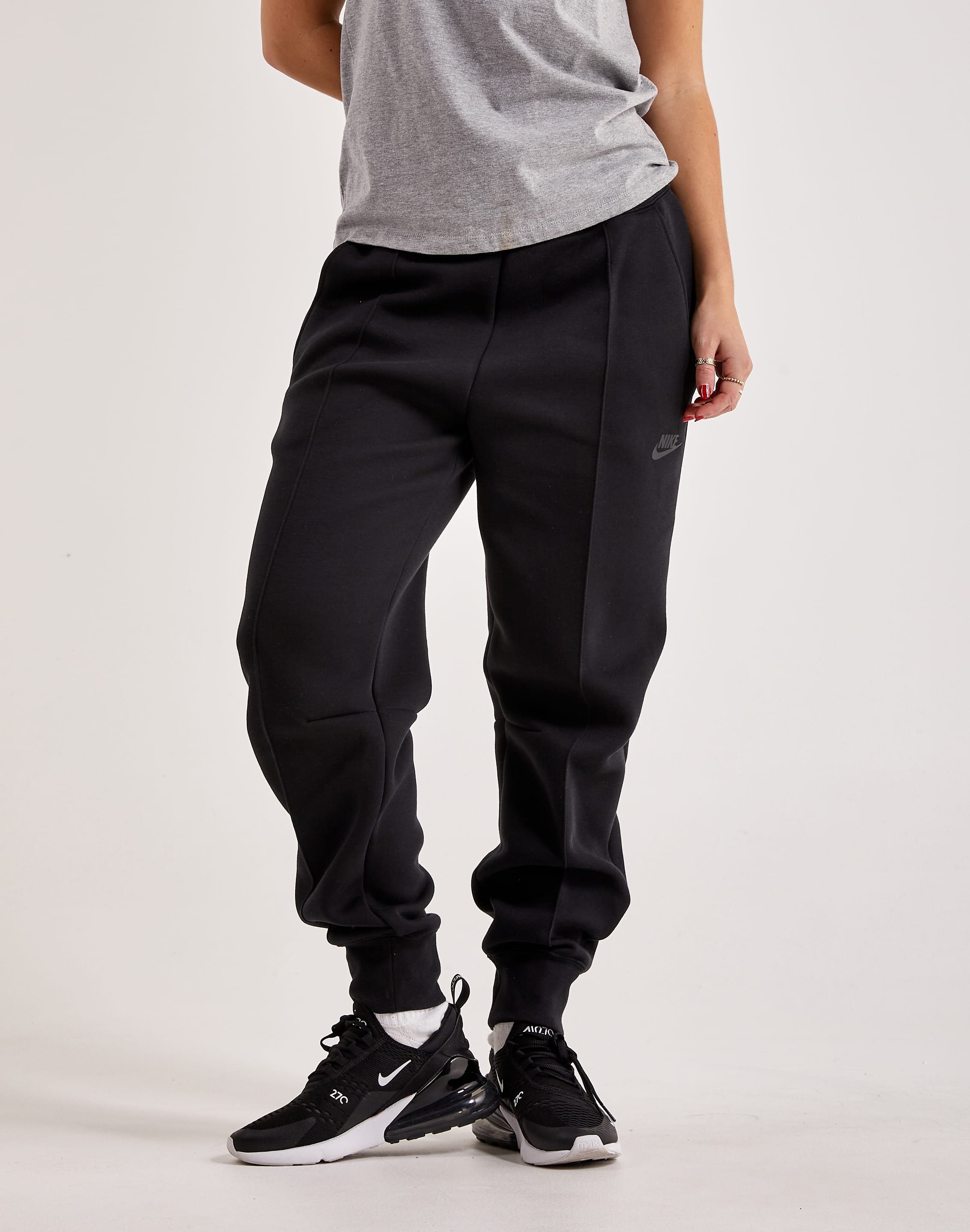 Nike Tech Fleece Slim-Fit Joggers – DTLR