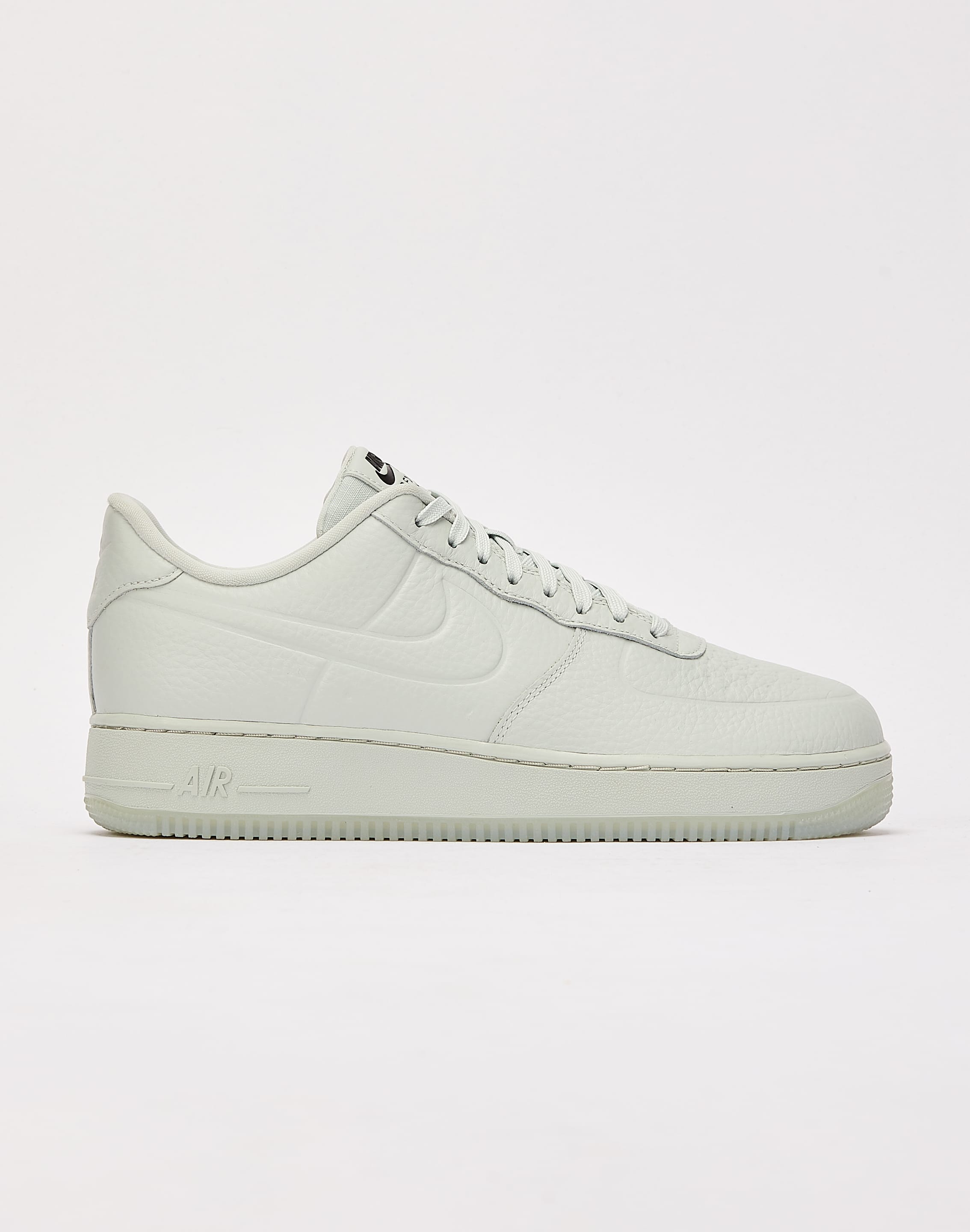Shoes Nike AIR FORCE 1 07 