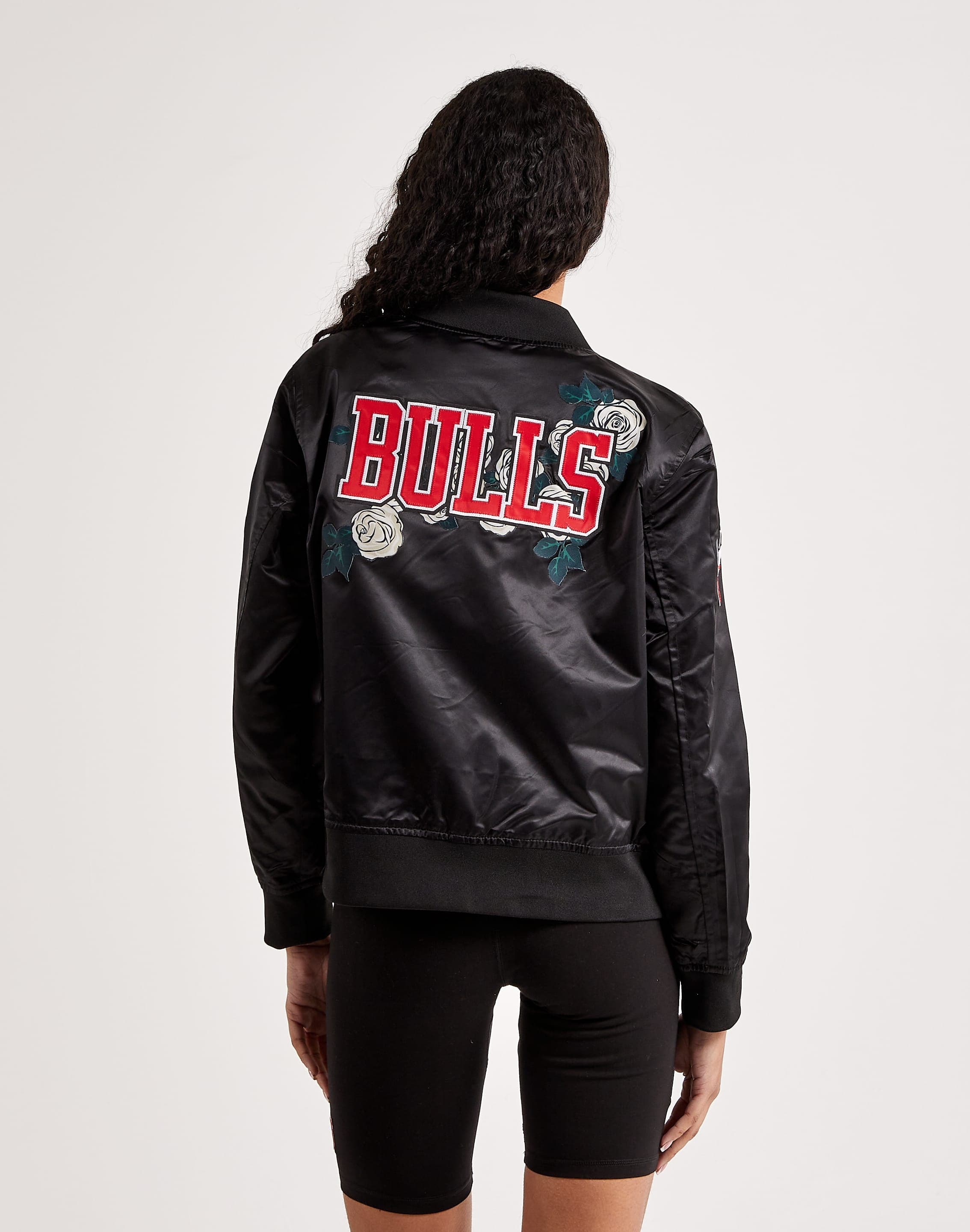 Women's Varsity Chicago Bulls Satin Jacket
