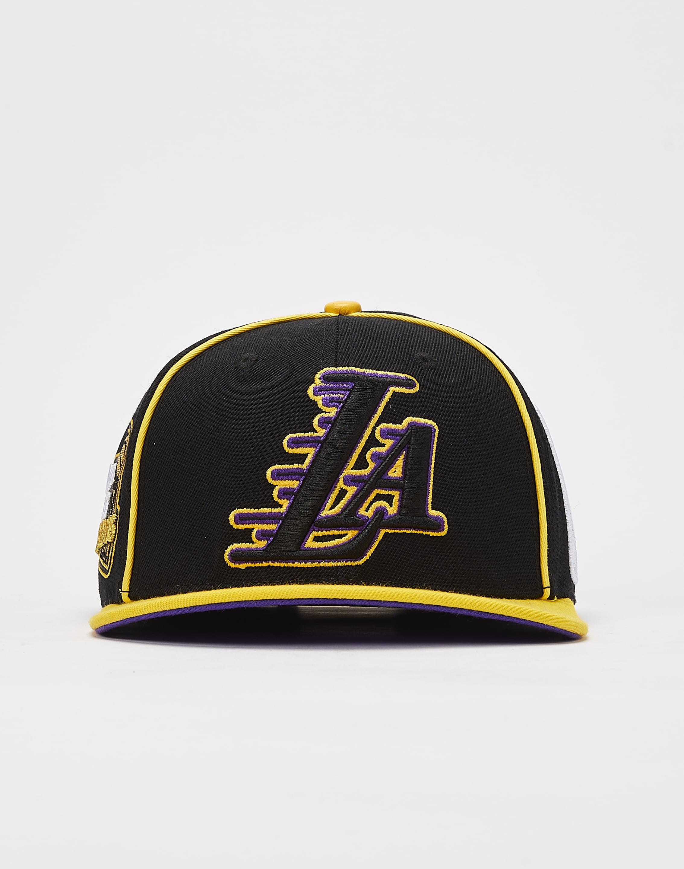 yellow and black lakers hat