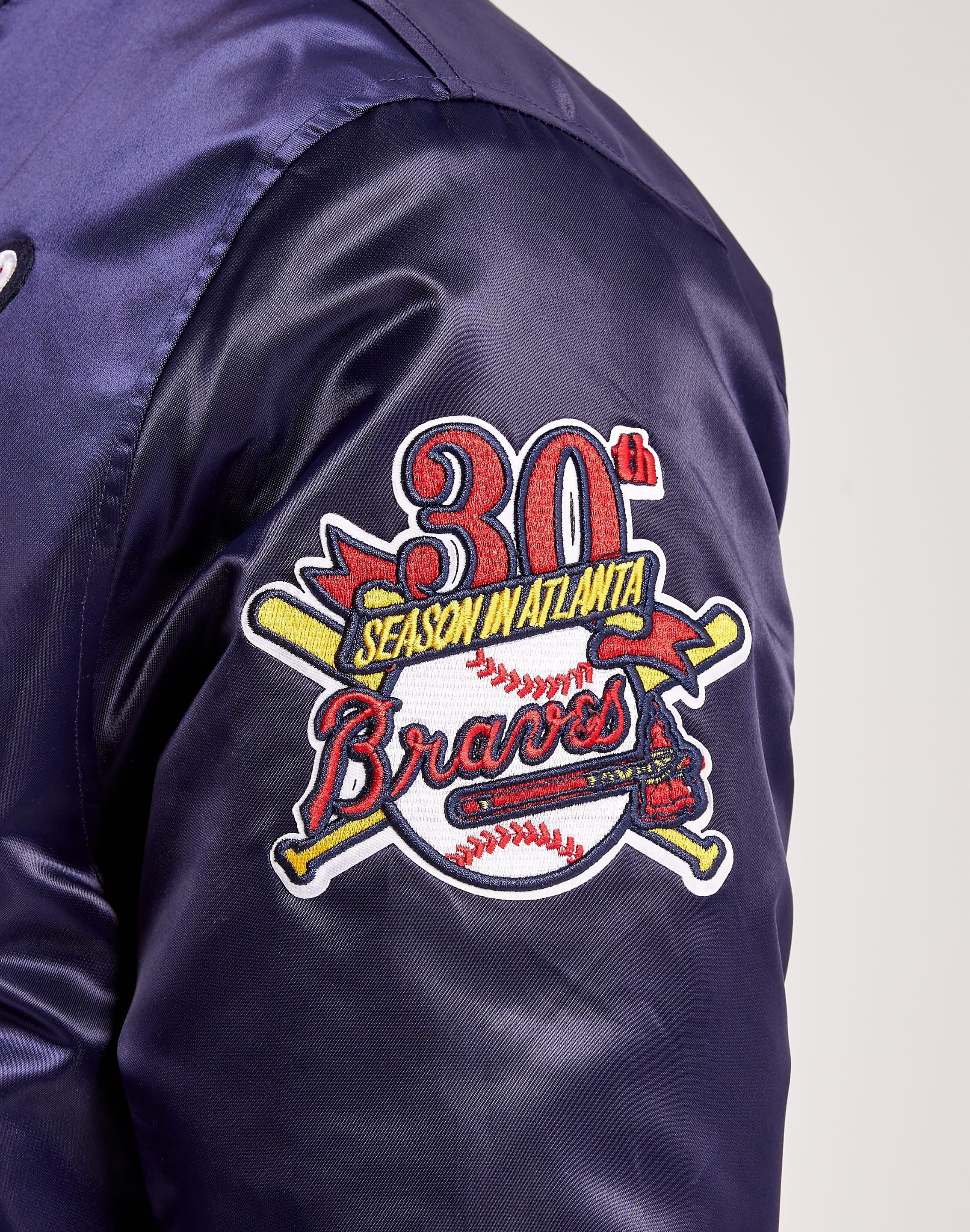 Pro Standard Atlanta Braves Satin Varsity Jacket – DTLR