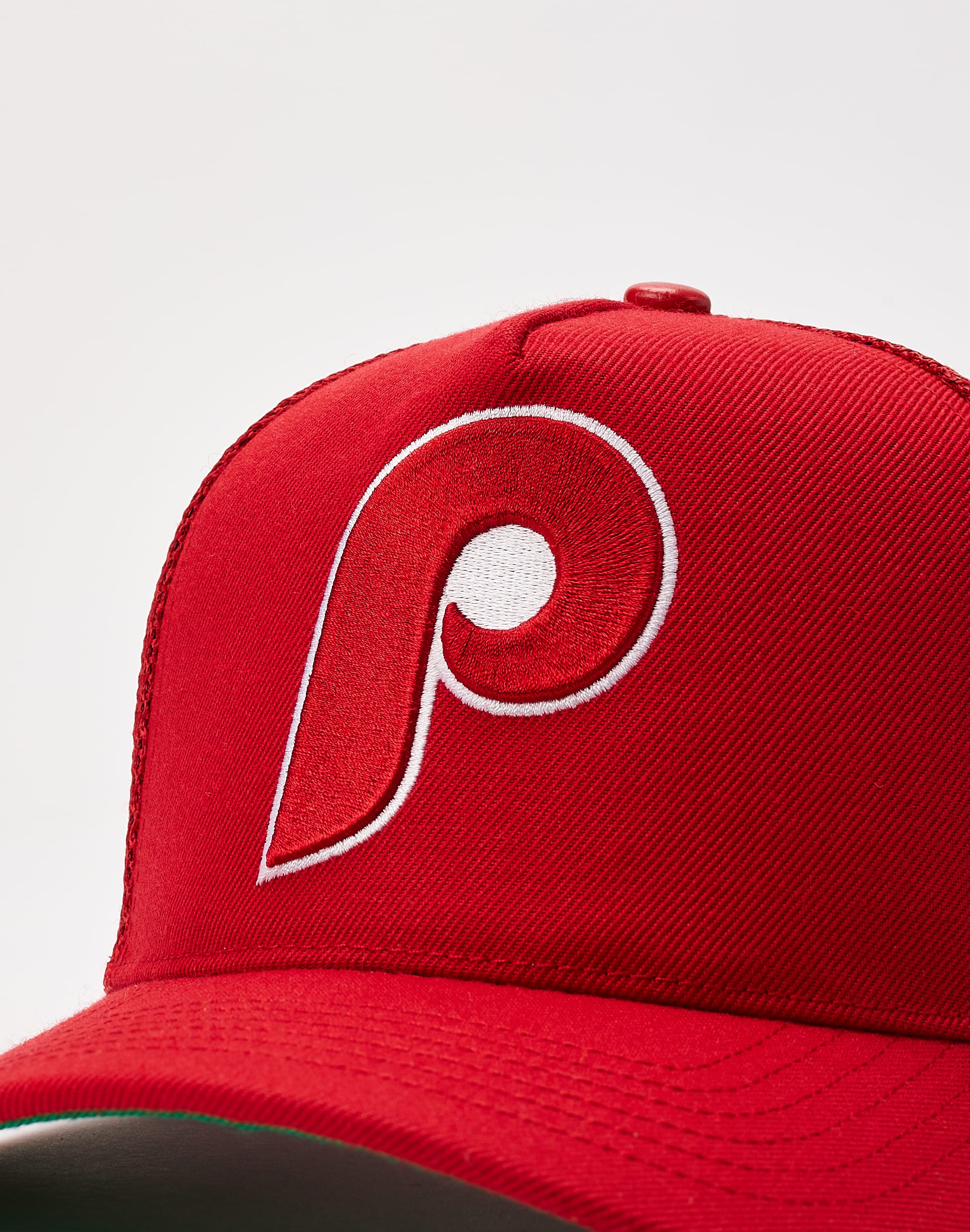 Pro Standard Philadelphia Phillies Retro Trucker Hat