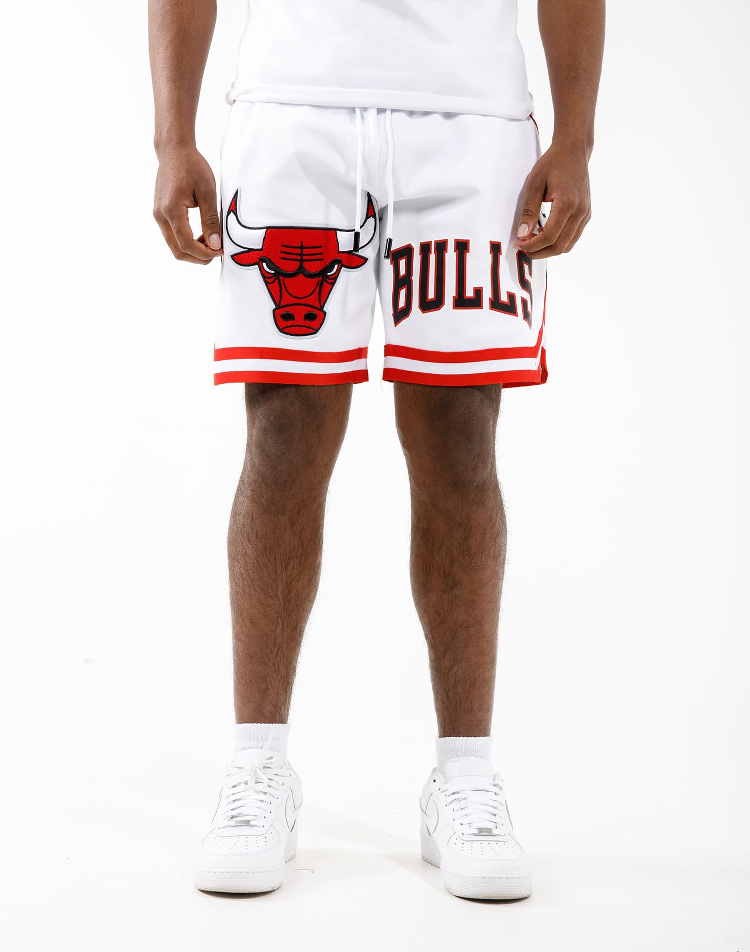 Pro Standard Mens NBA Chicago Bulls Logo Pro Team Shorts BCB351809-BLK Black 2XL