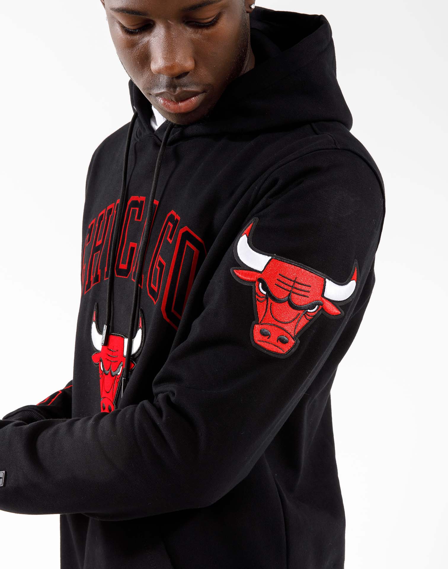 Pro Standard Mens NBA Chicago Bulls Logo Hoodie BCB551537-RED Red